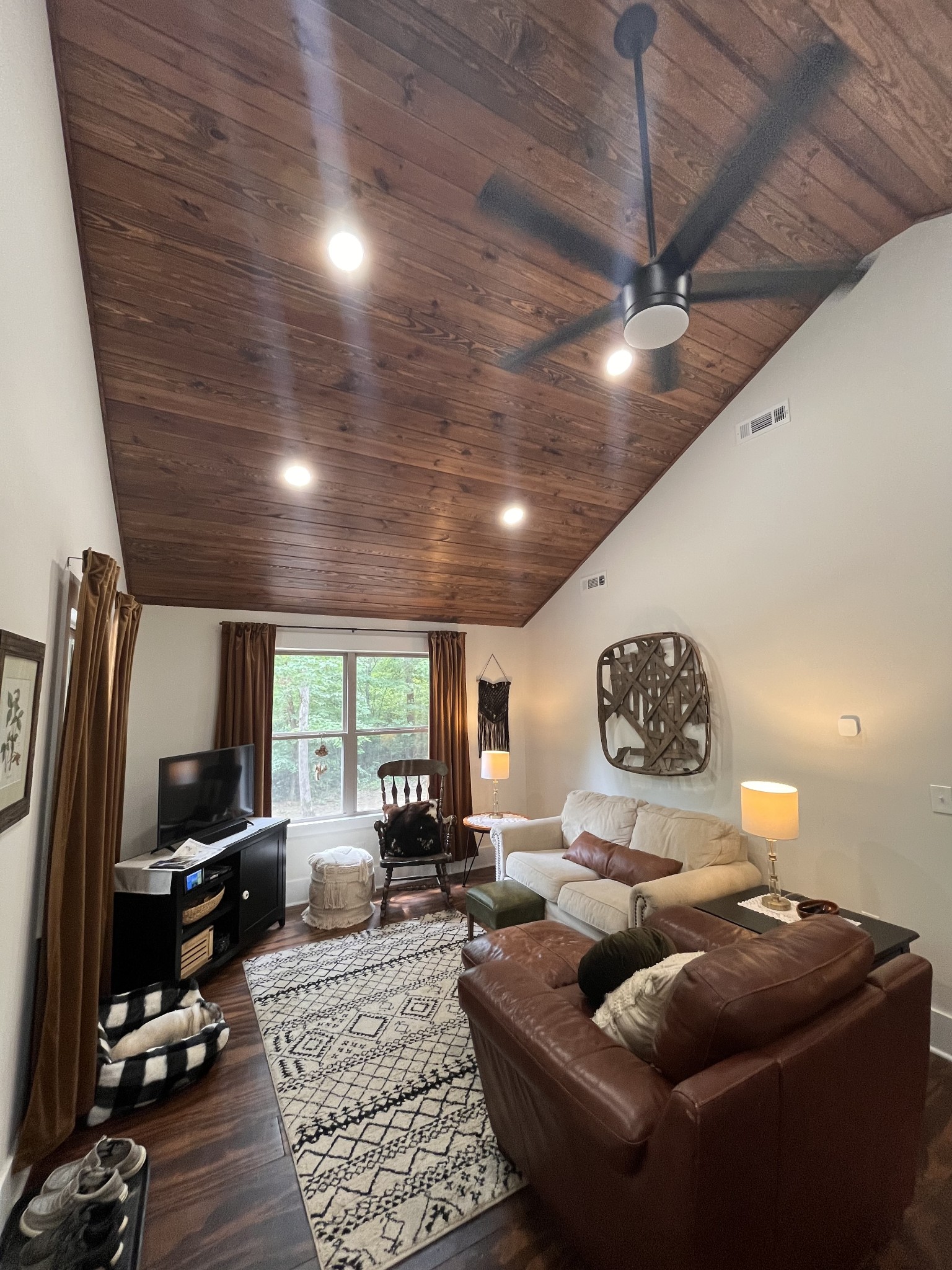 422 Dollar Dr