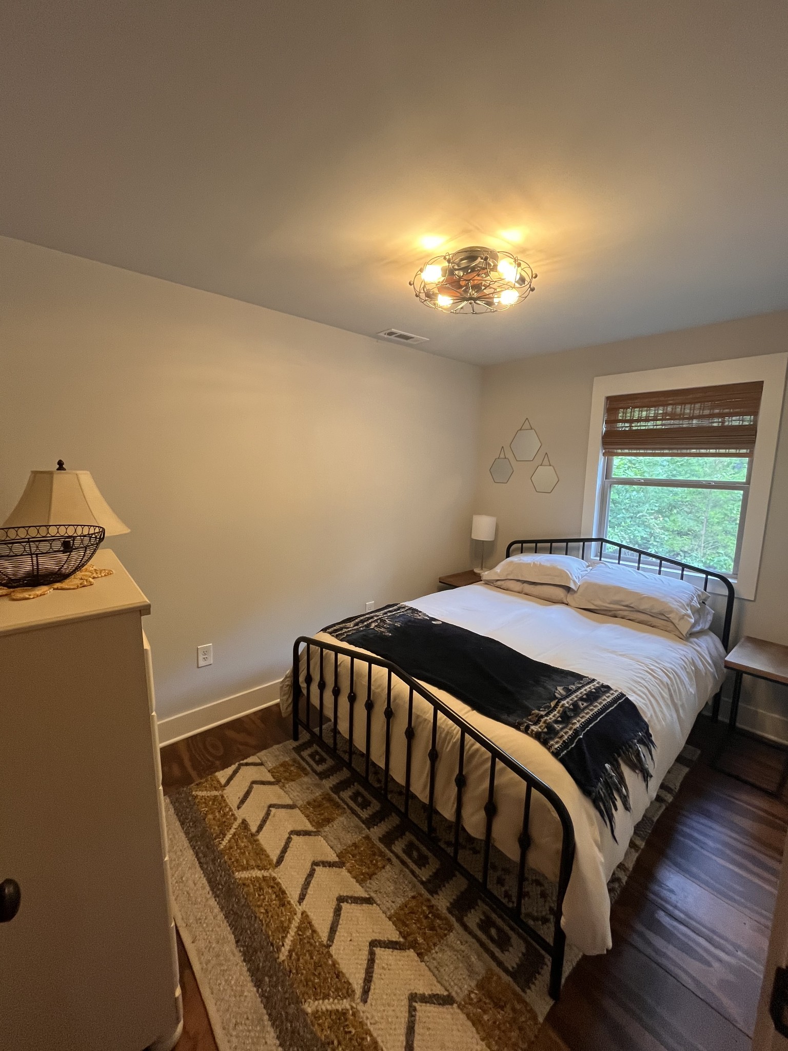 422 Dollar Dr