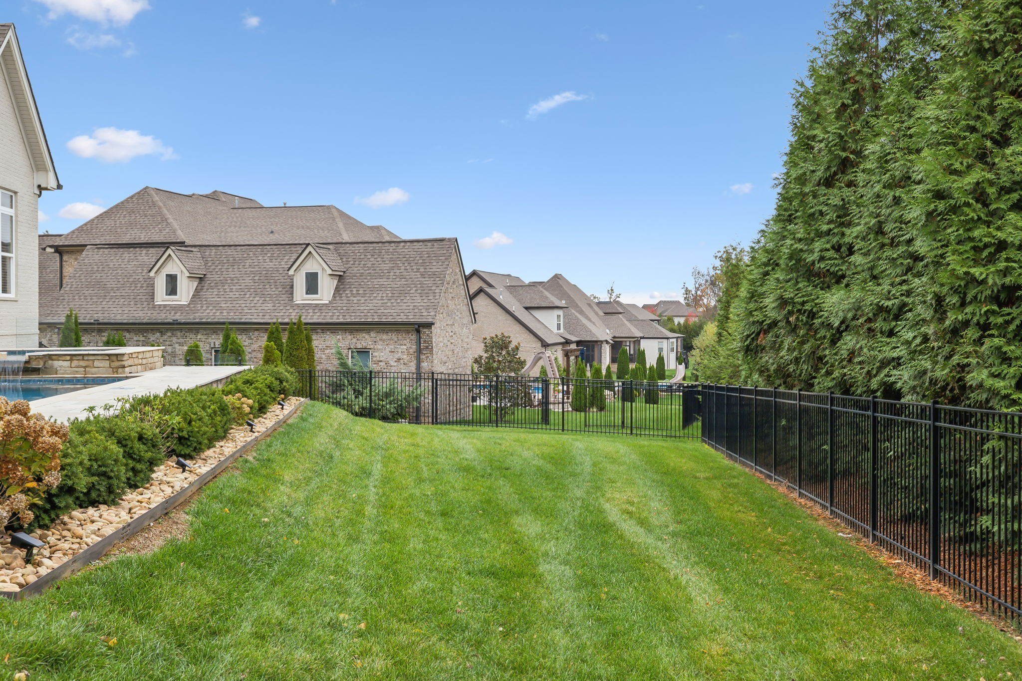 300 Conoga Dr