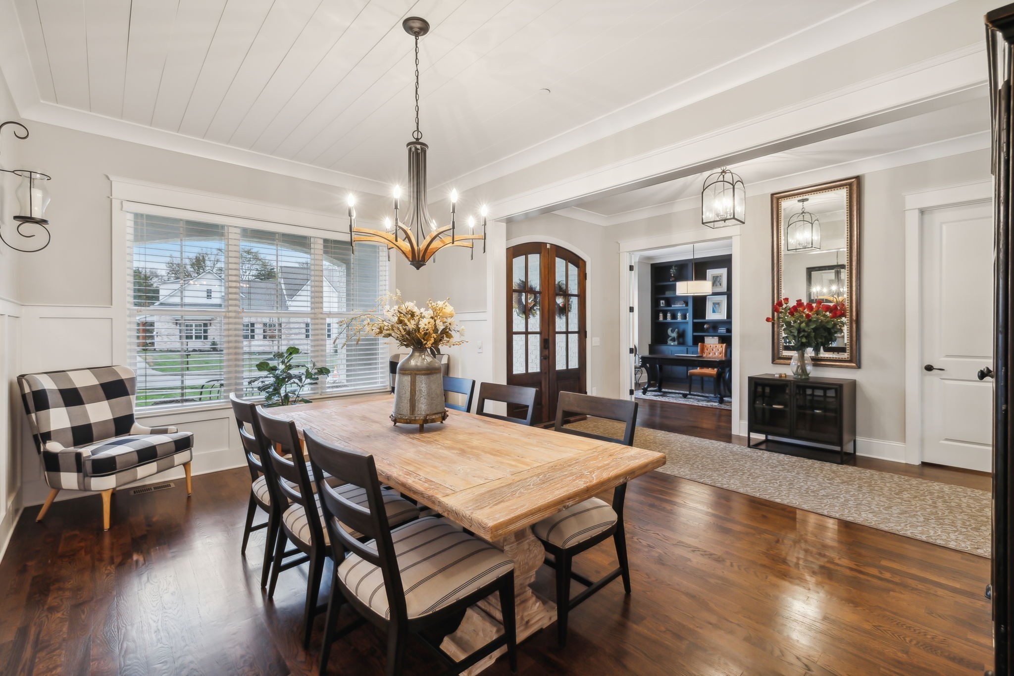 300 Conoga Dr