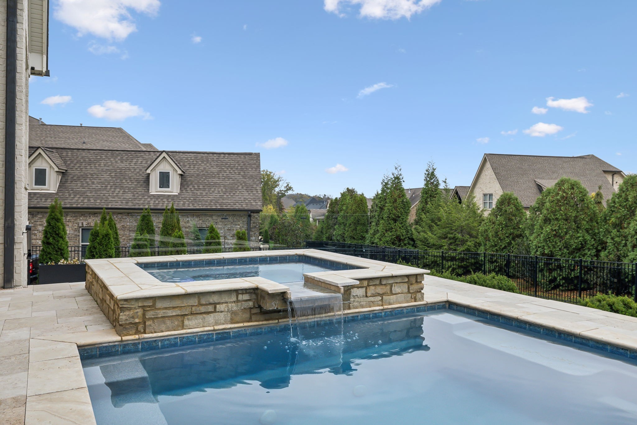 300 Conoga Dr