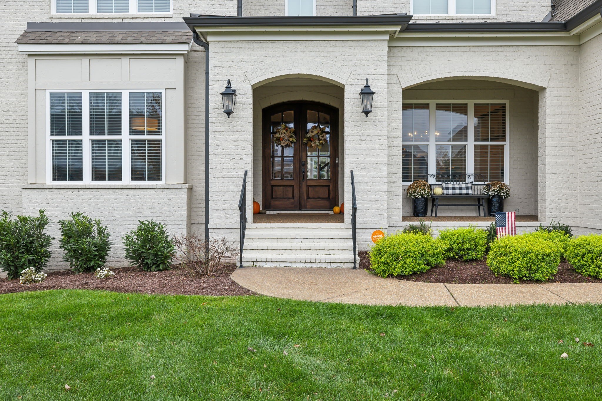 300 Conoga Dr