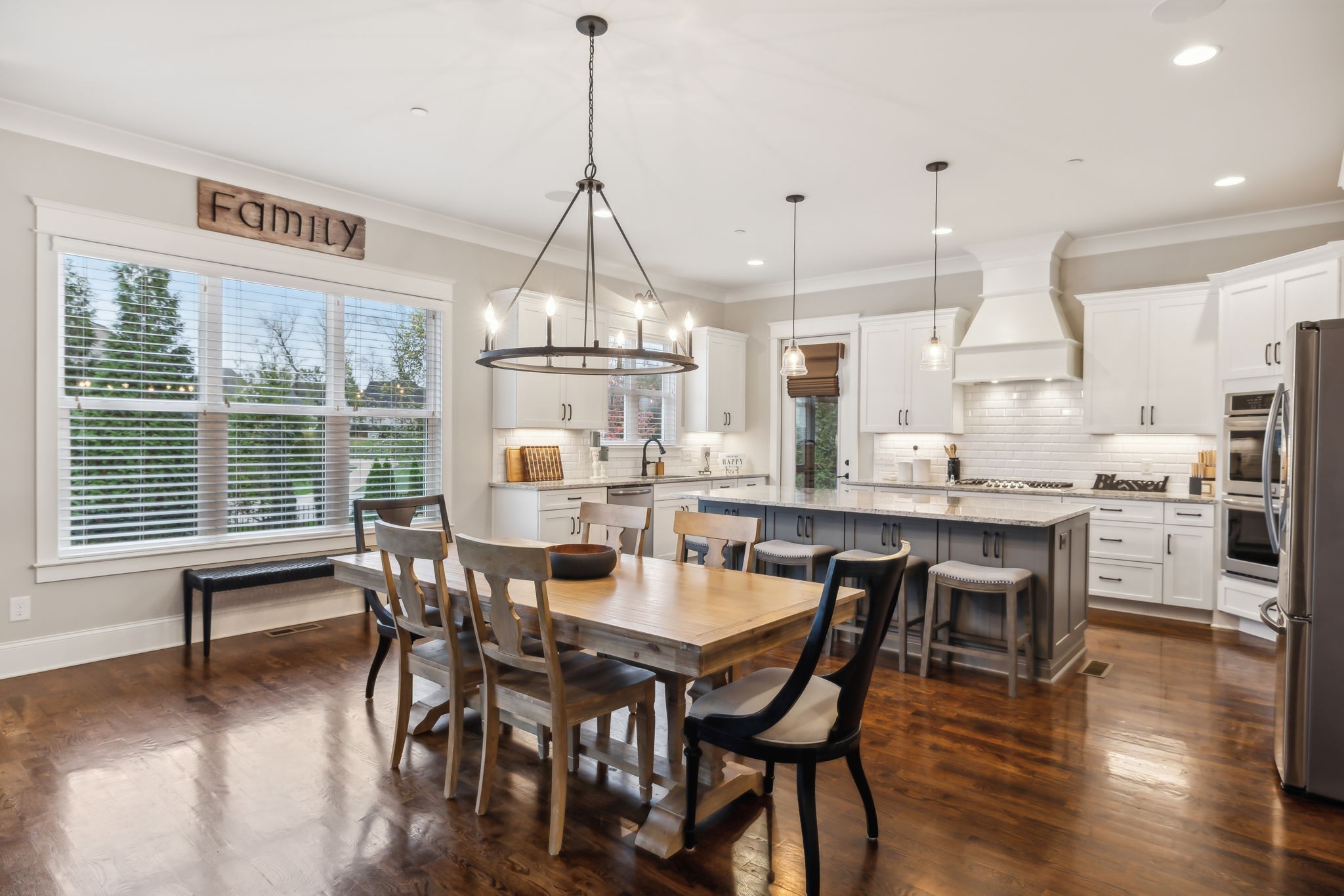 300 Conoga Dr