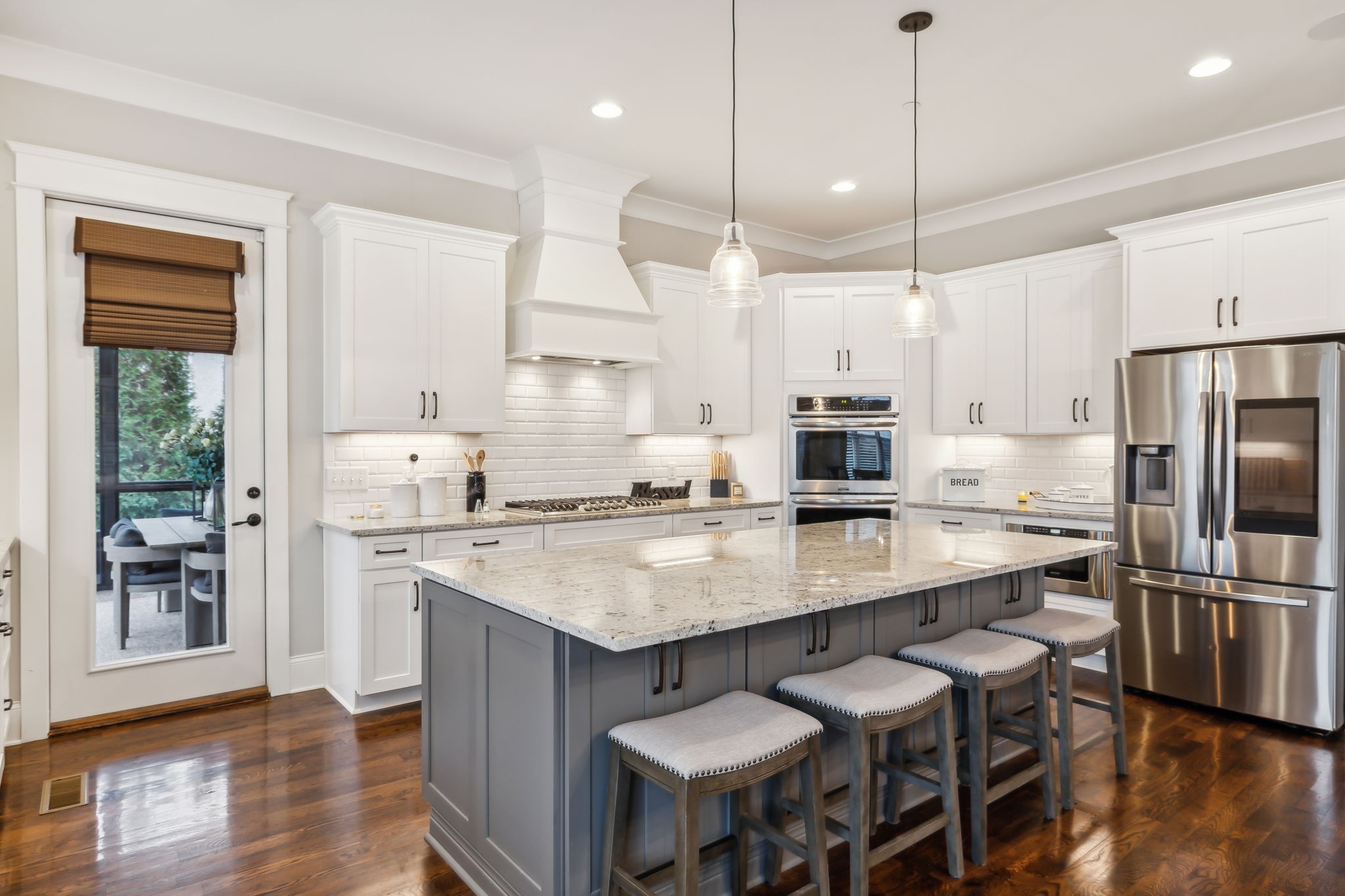 300 Conoga Dr
