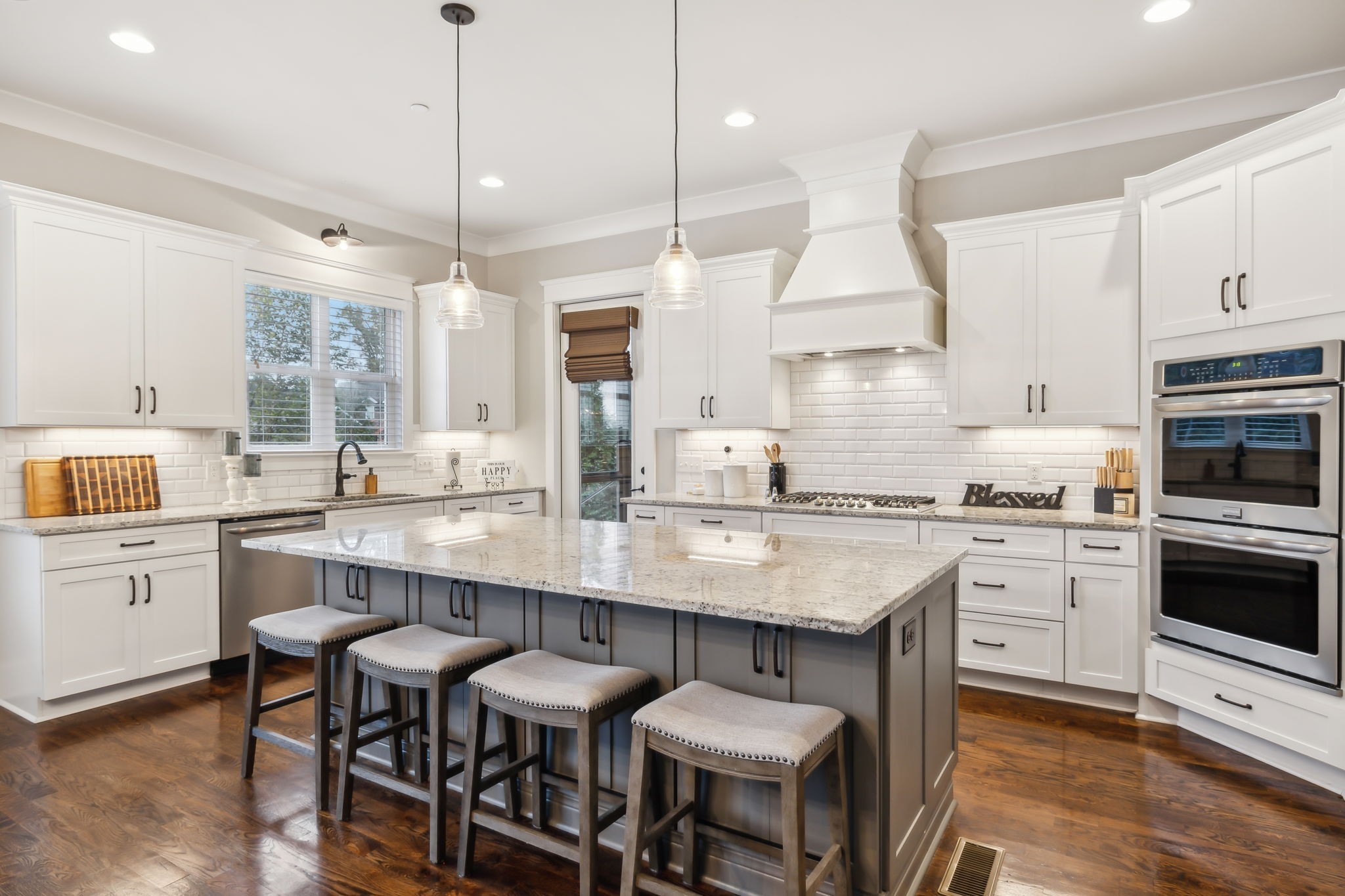 300 Conoga Dr