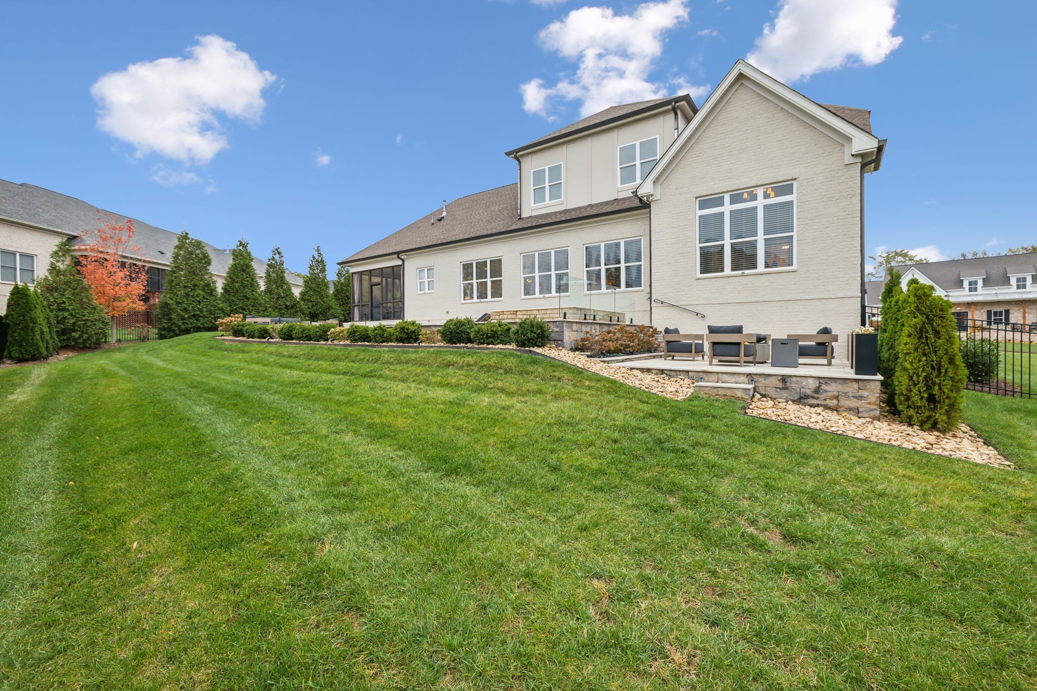 300 Conoga Dr