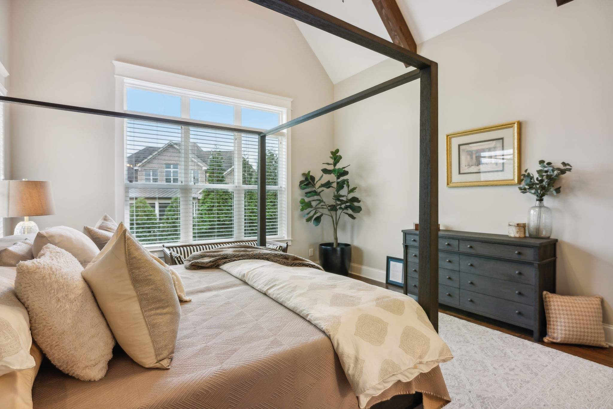 300 Conoga Dr
