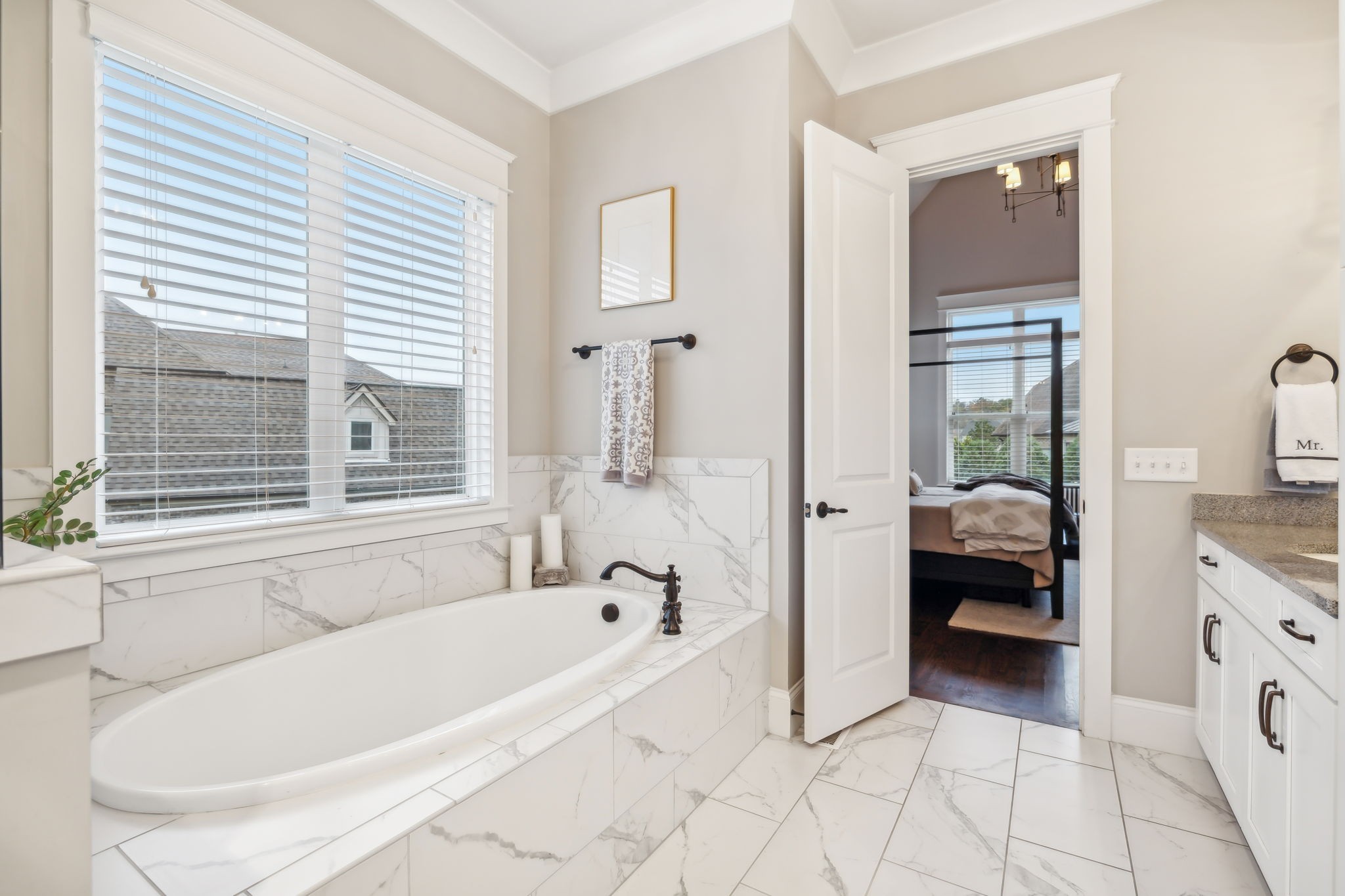 300 Conoga Dr