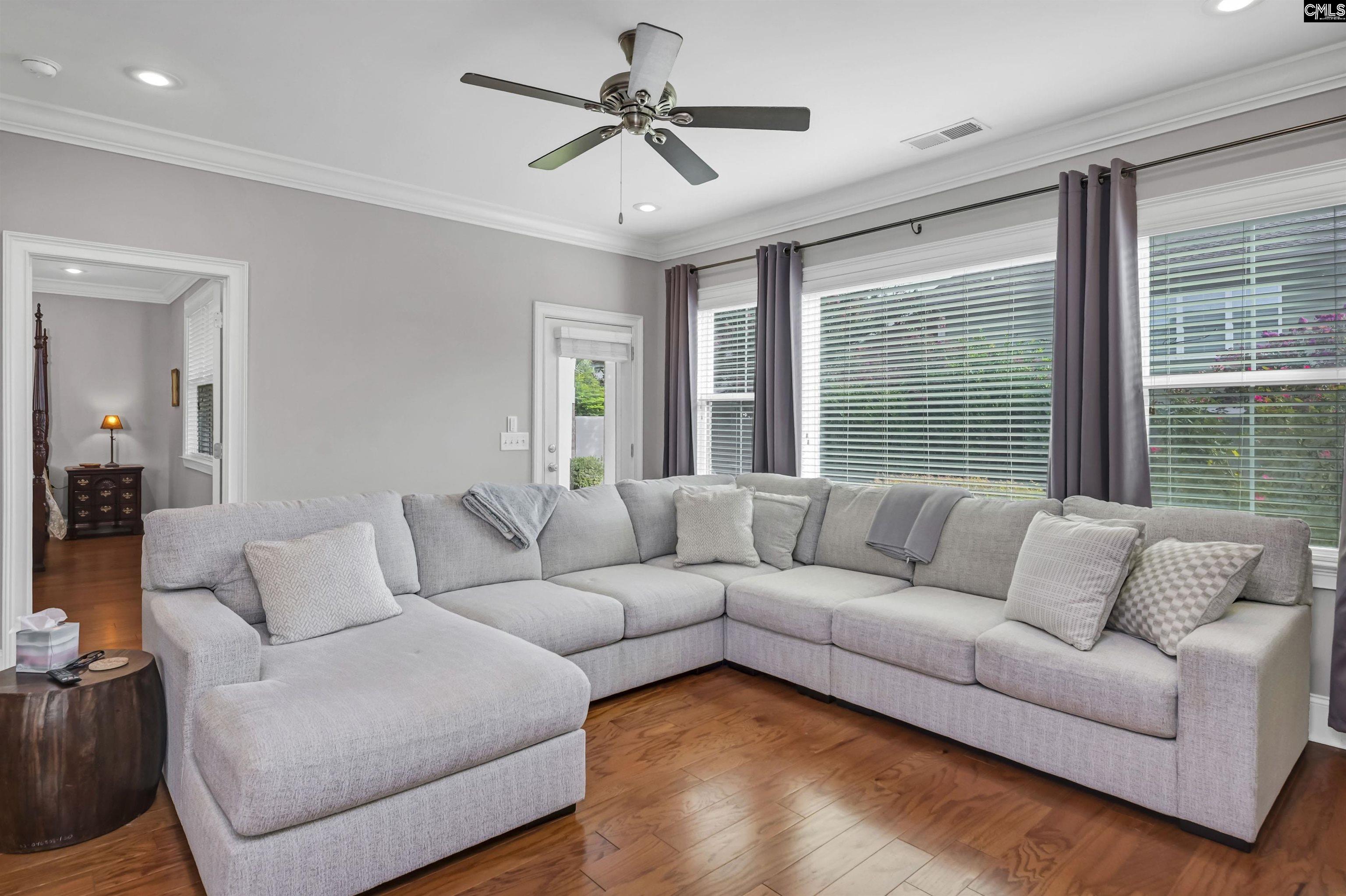 107 Old Woodlands Boulevard