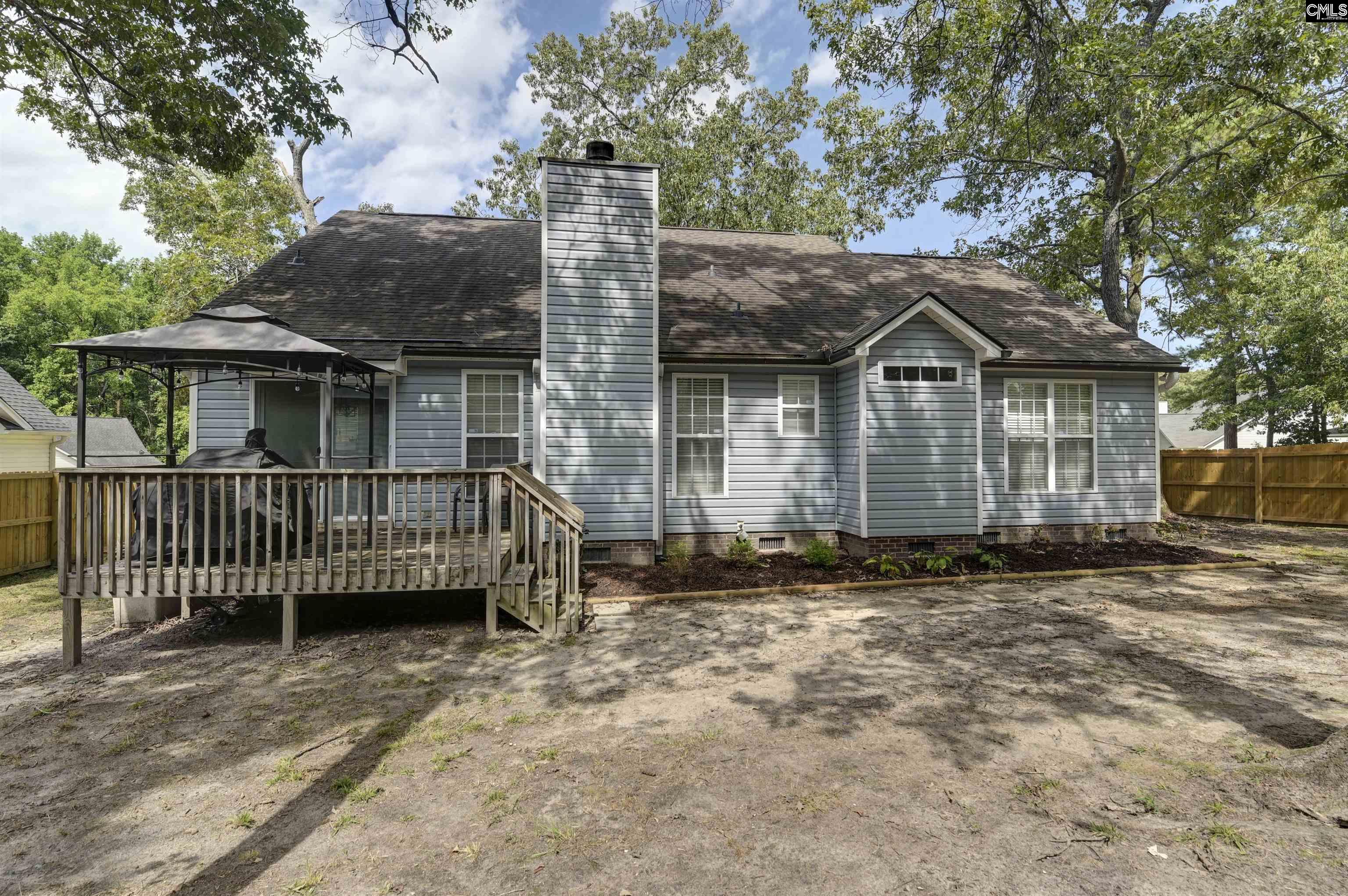 1 Cambridge Oaks Court