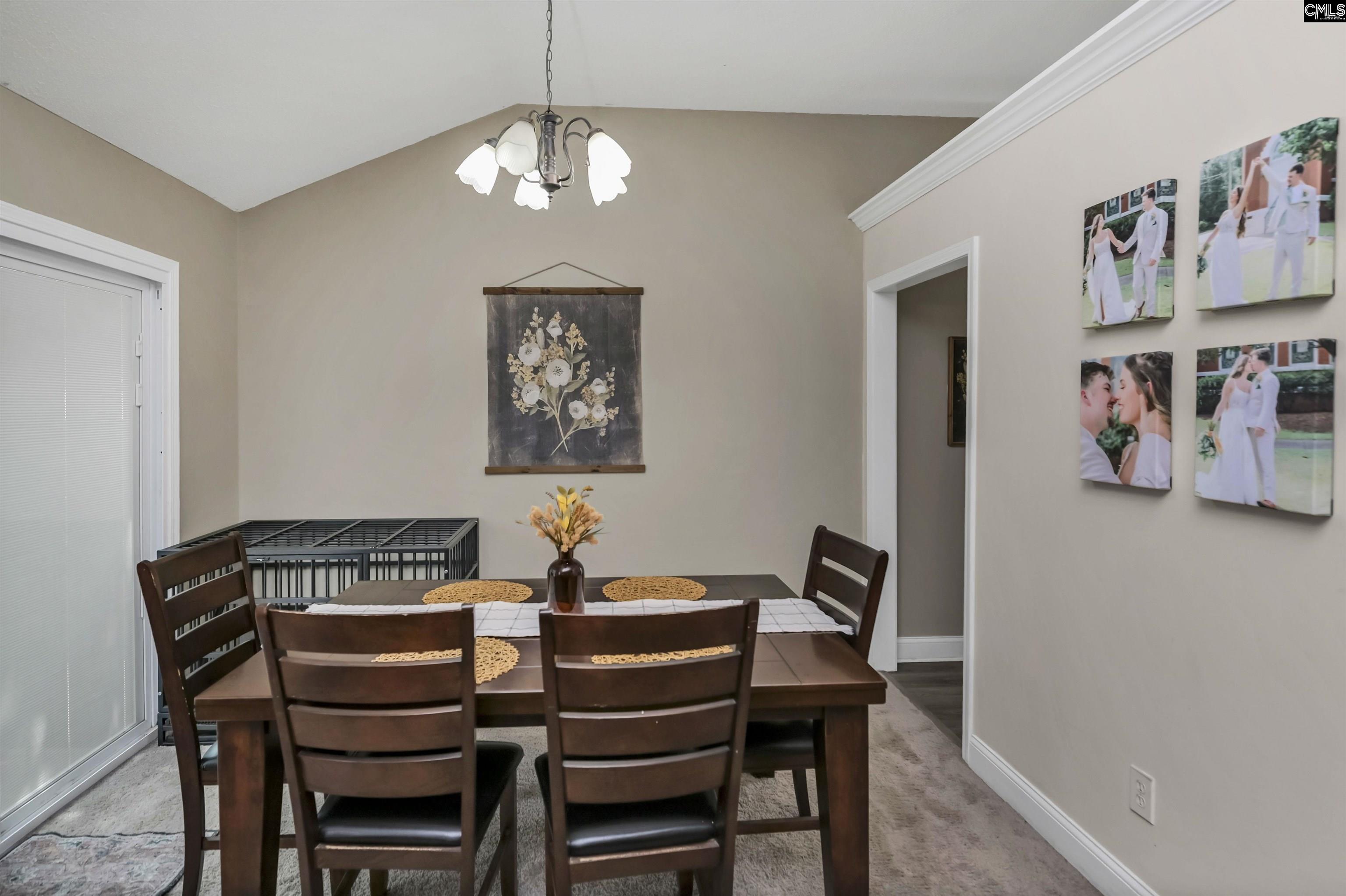 1 Cambridge Oaks Court