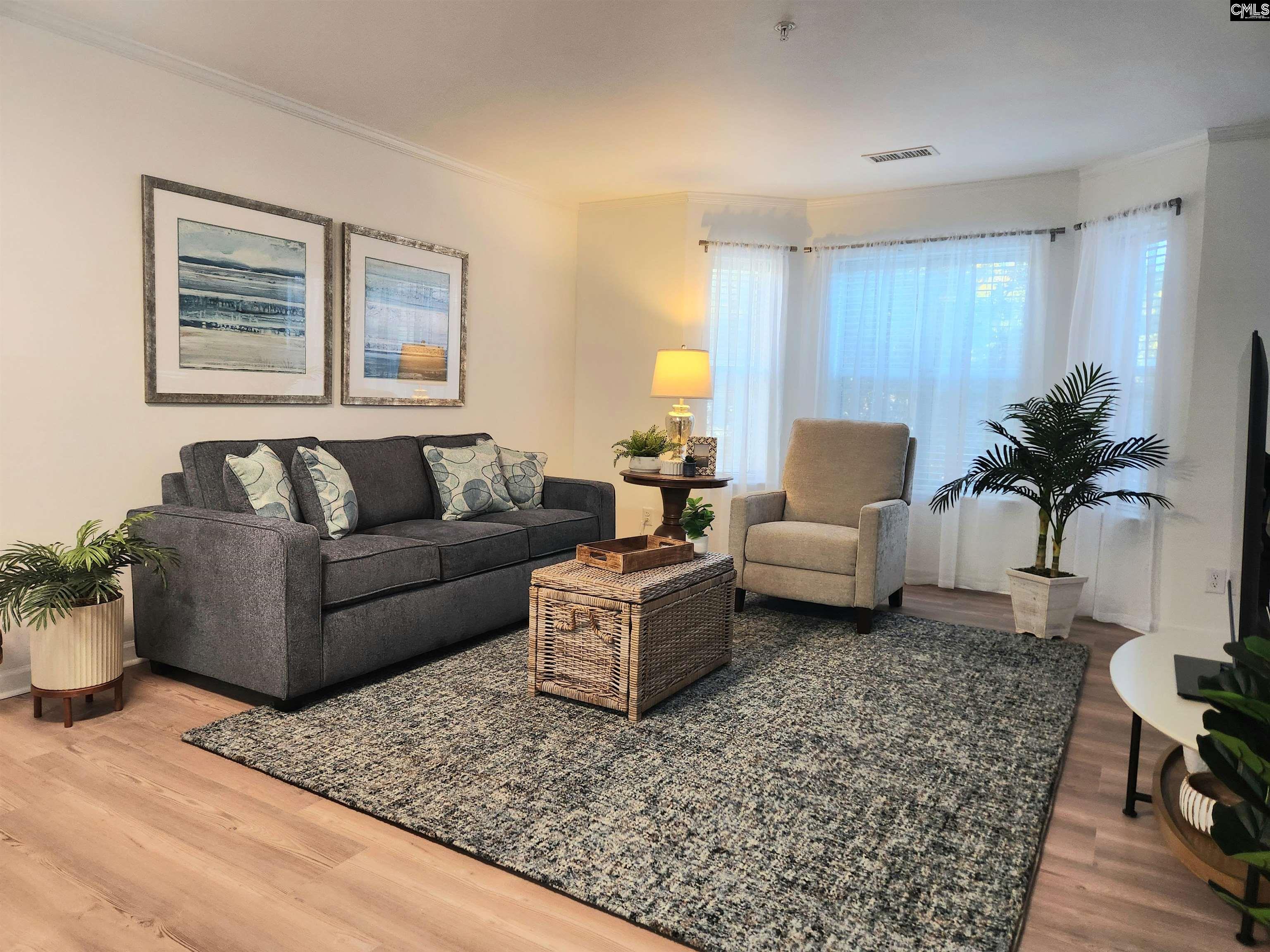 900 Taylor Street 210