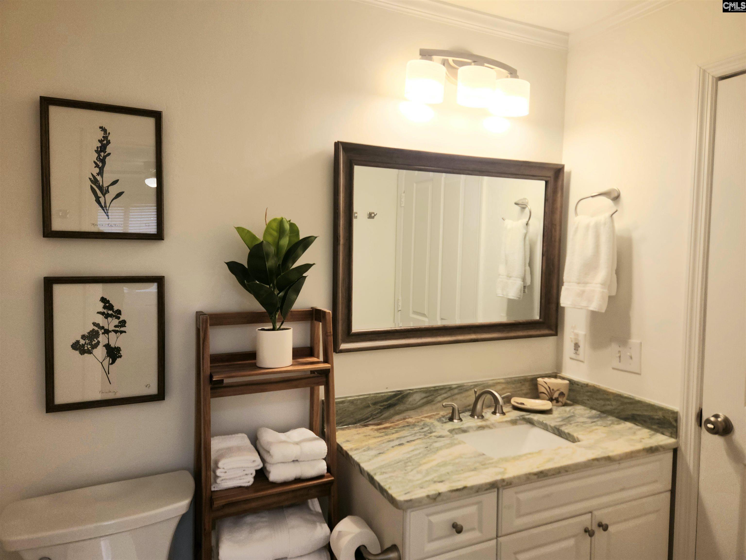 900 Taylor Street 210