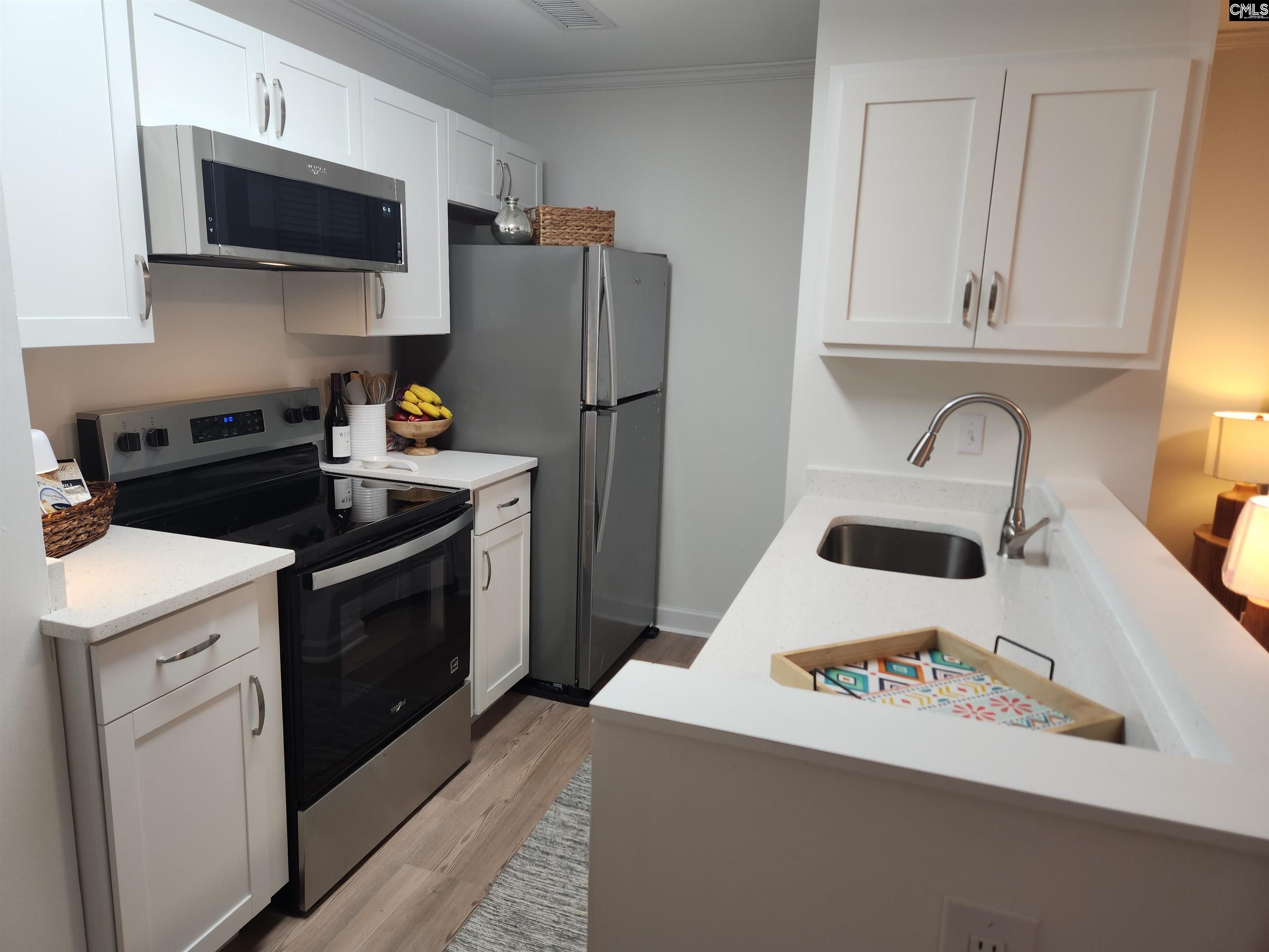 900 Taylor Street 210