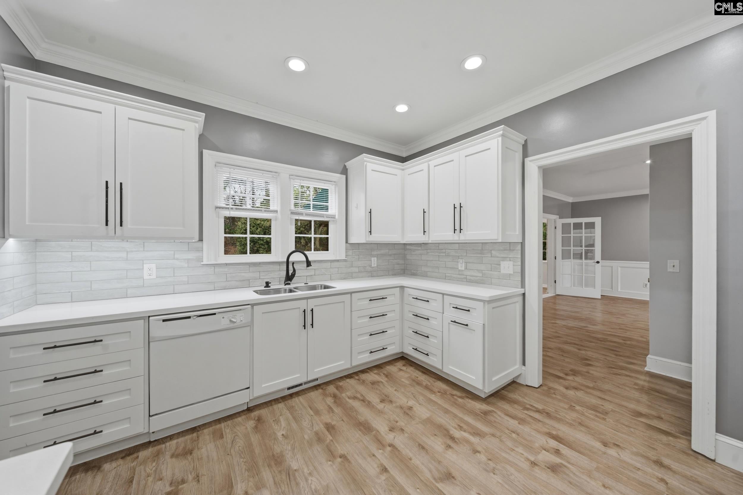 204 Woodlands W