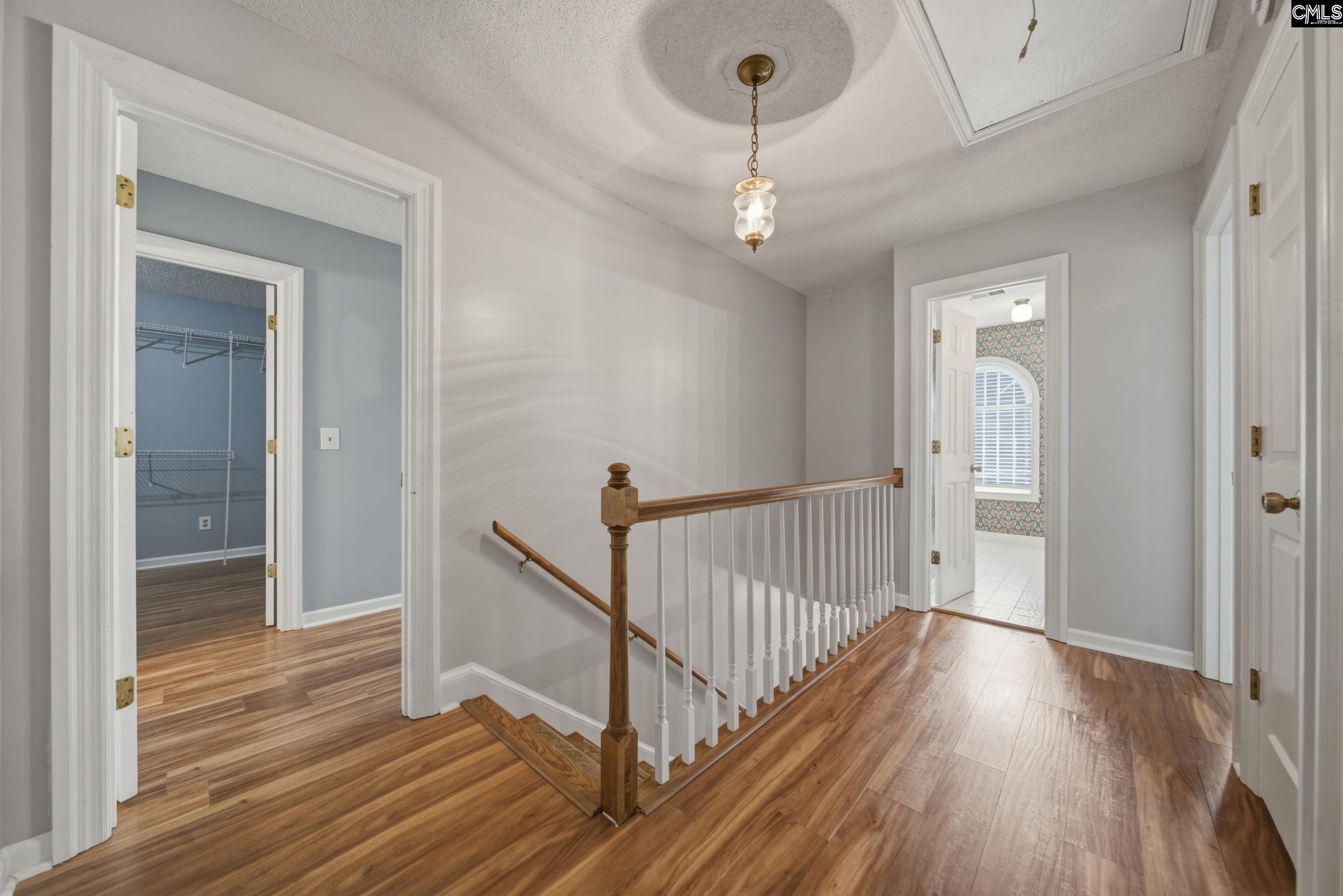 204 Woodlands W
