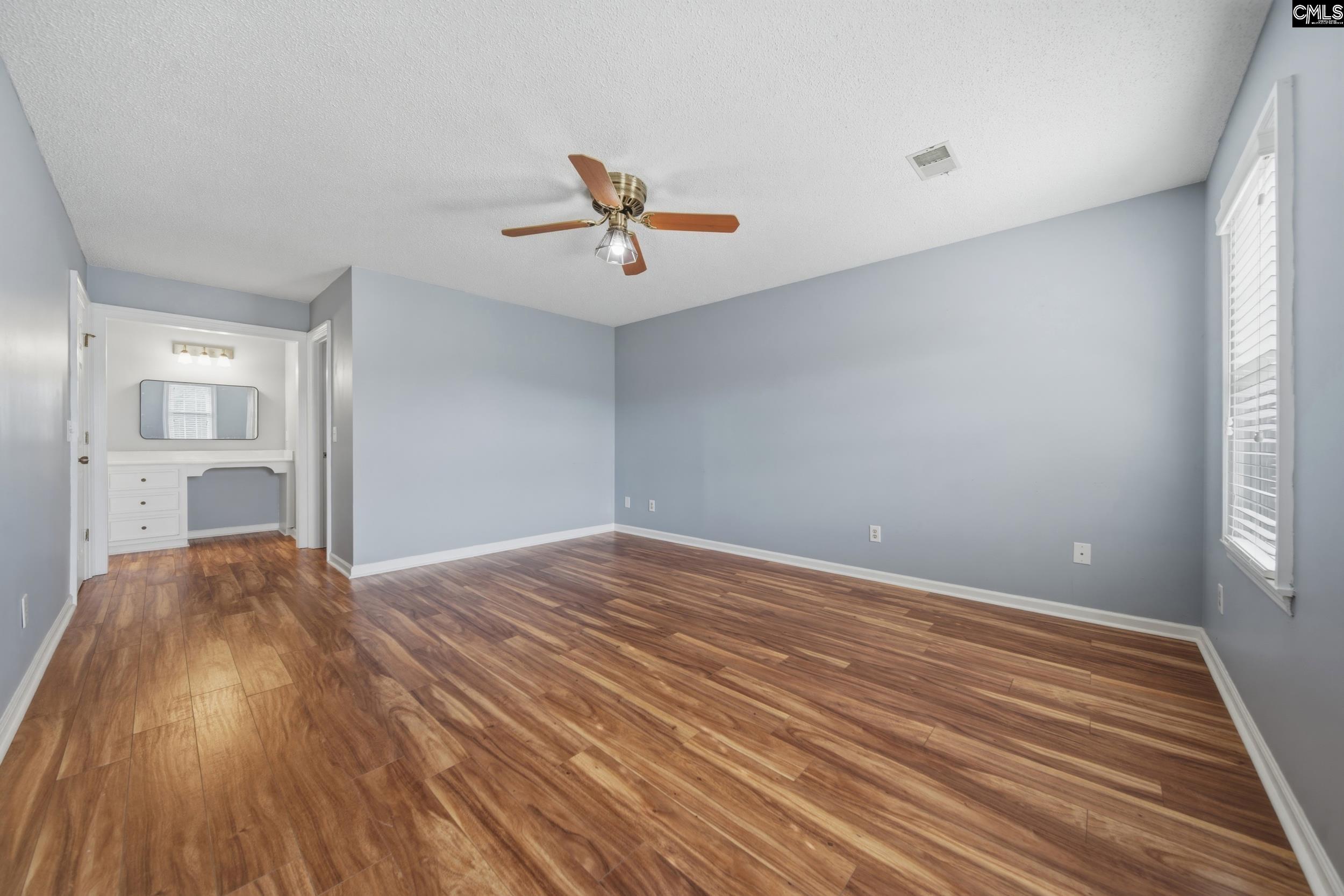 204 Woodlands W