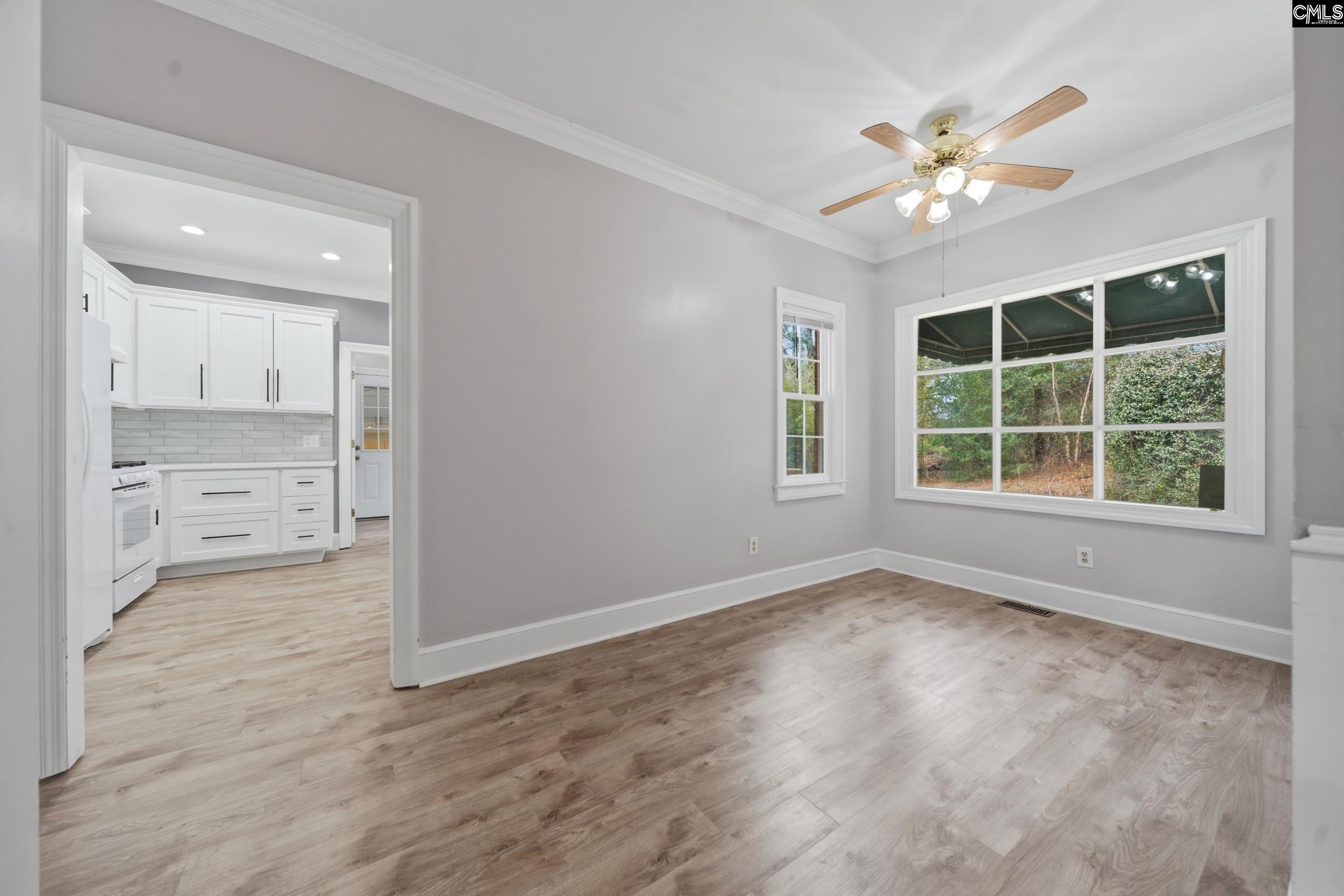204 Woodlands W