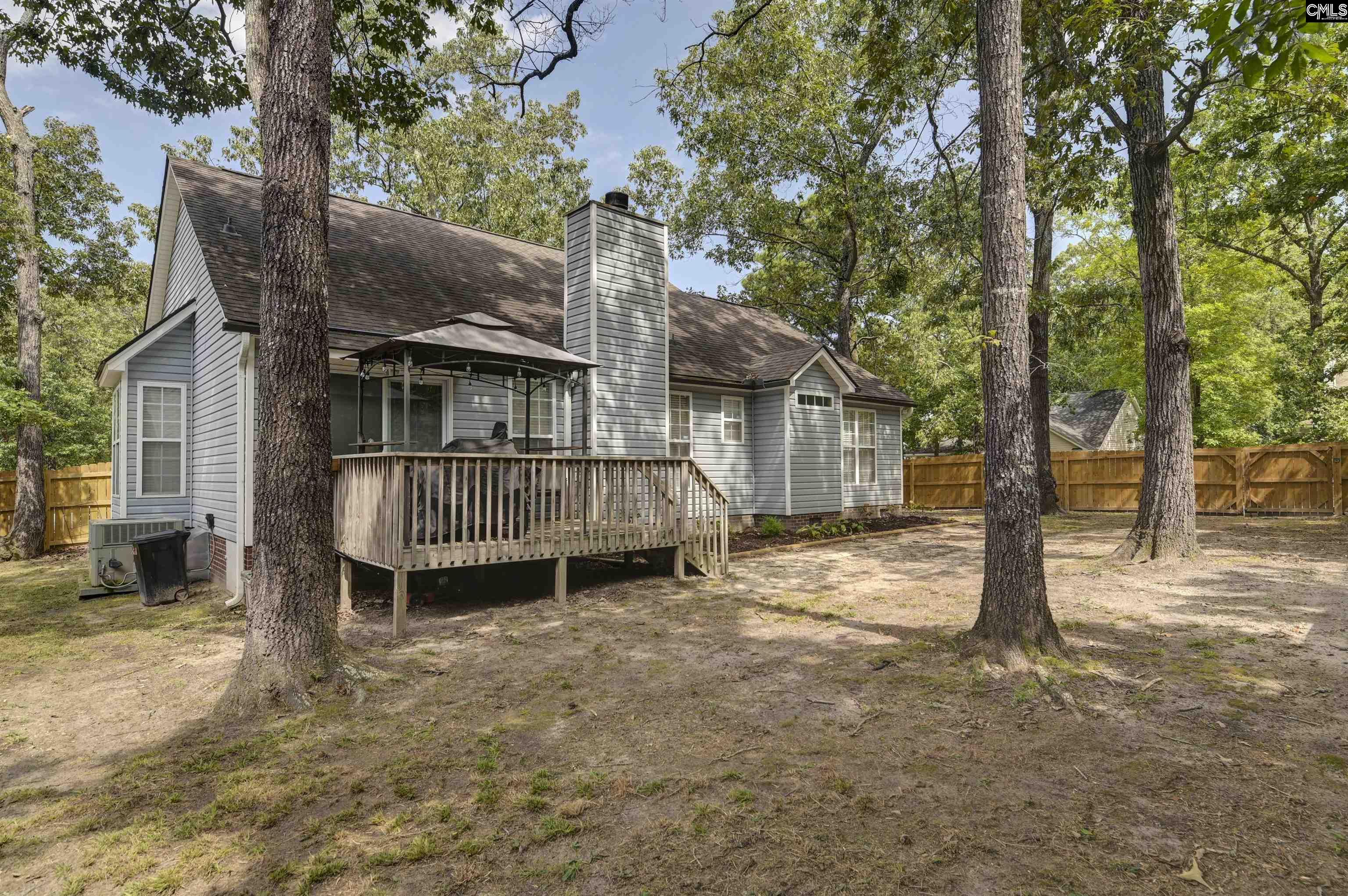 1 Cambridge Oaks Court