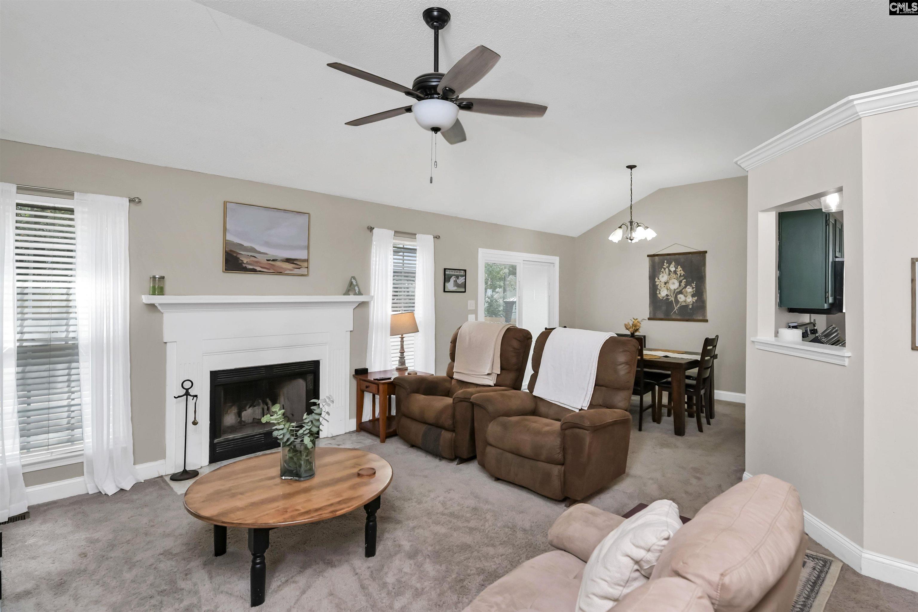 1 Cambridge Oaks Court