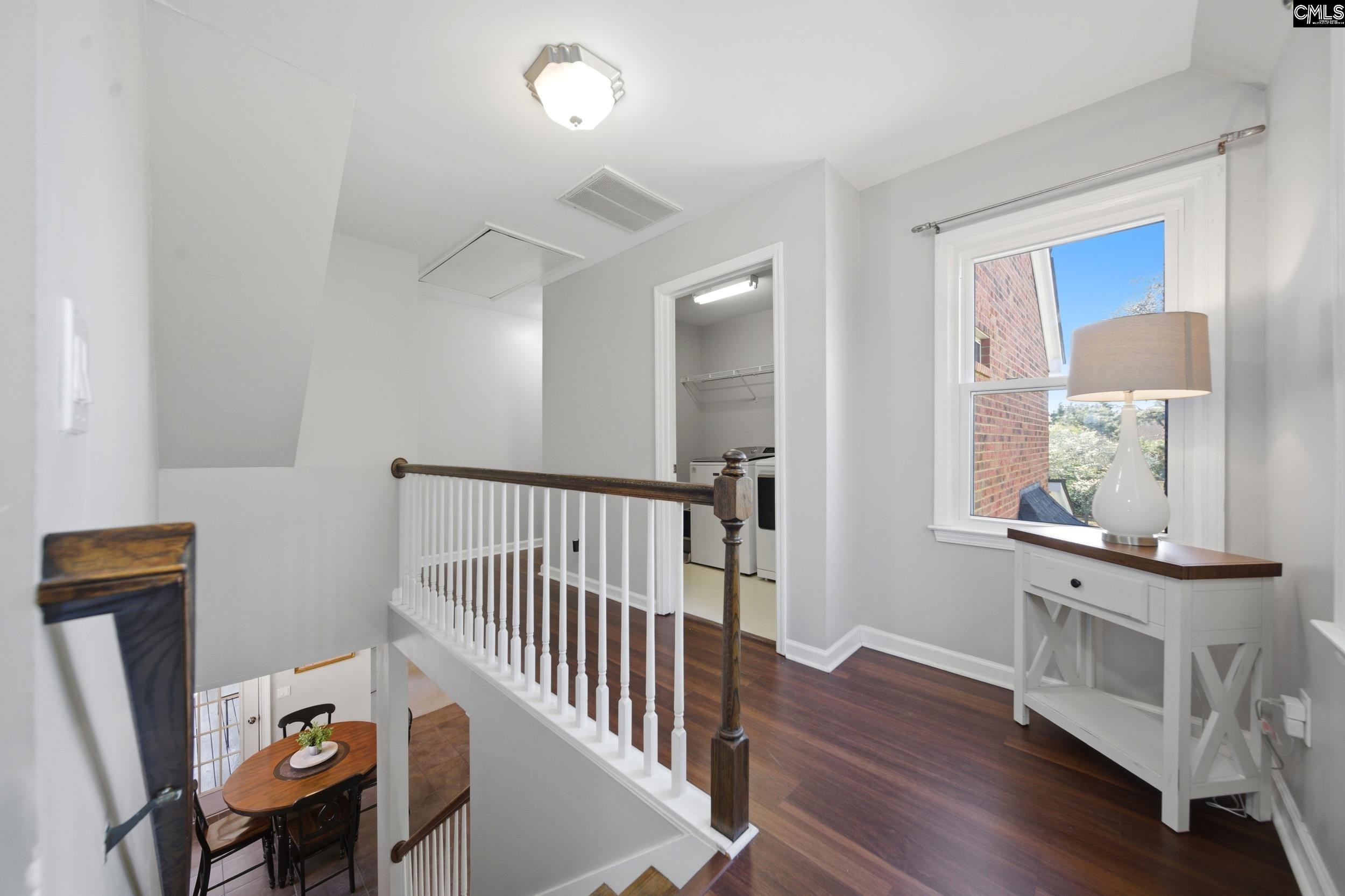 1 Bardwell Court