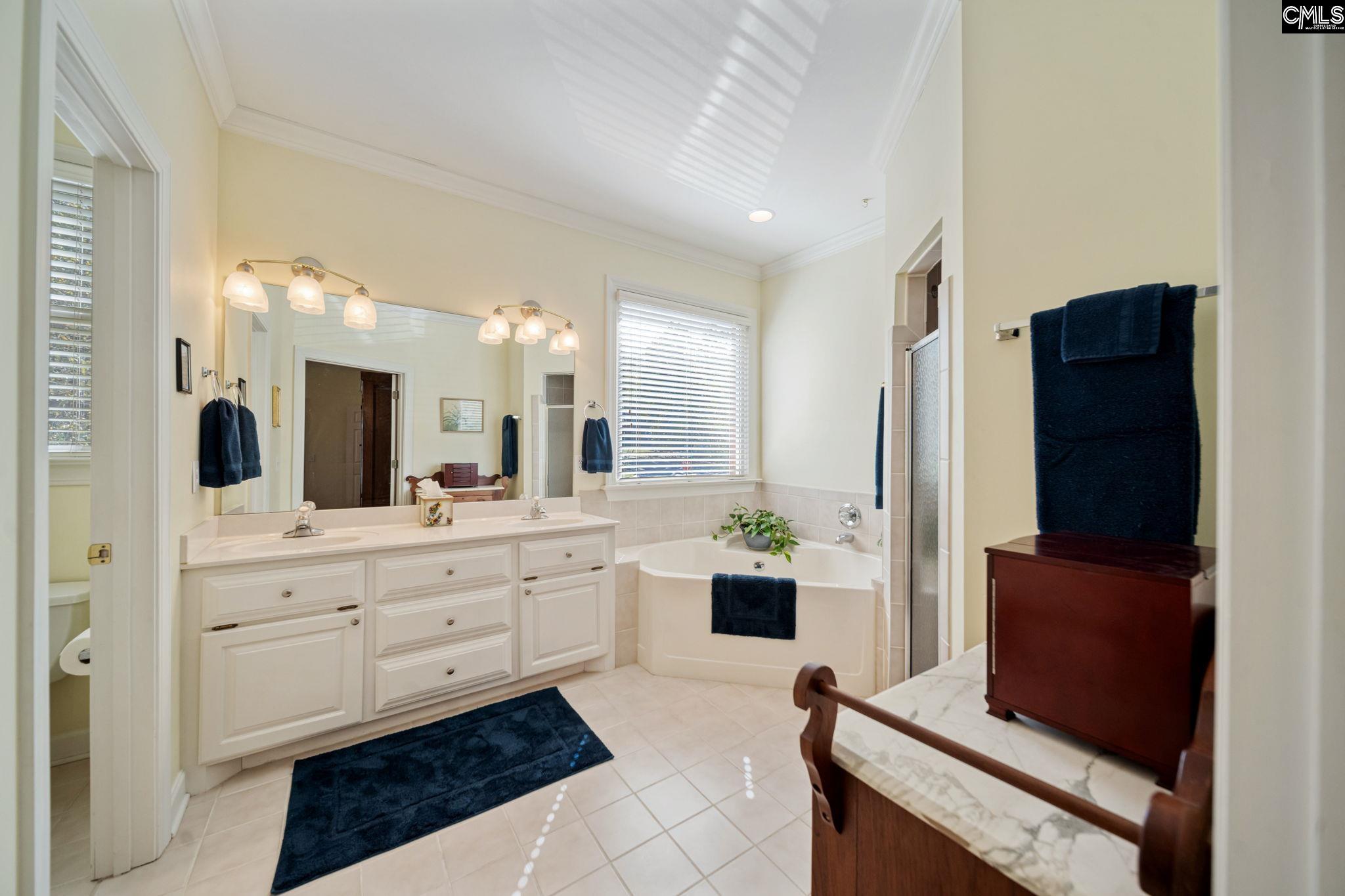 200 Emerald Oaks Way