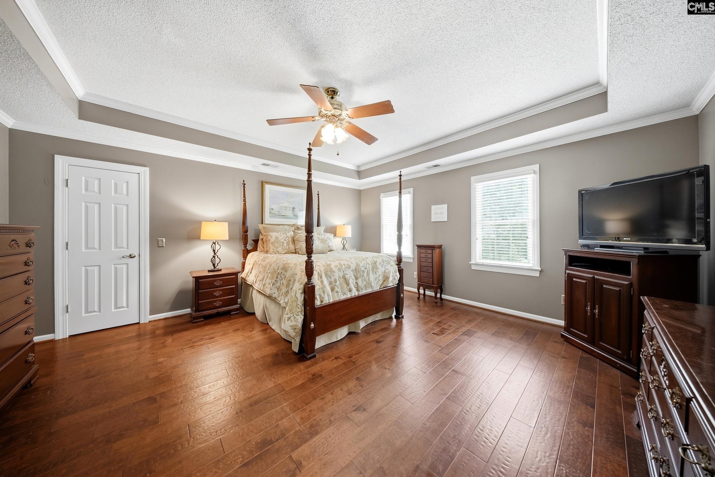 312 Columbia Club Drive E