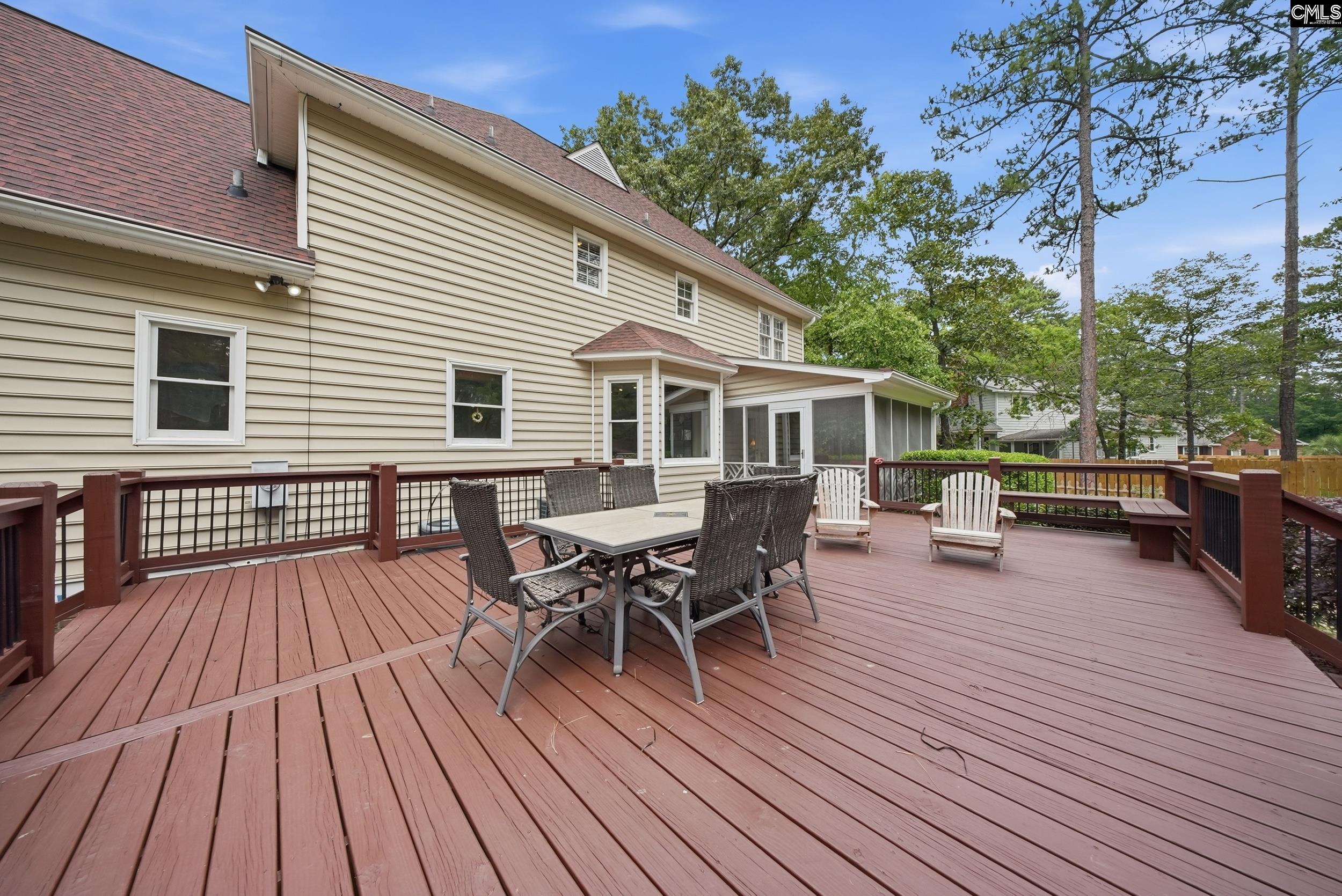 312 Columbia Club Drive E