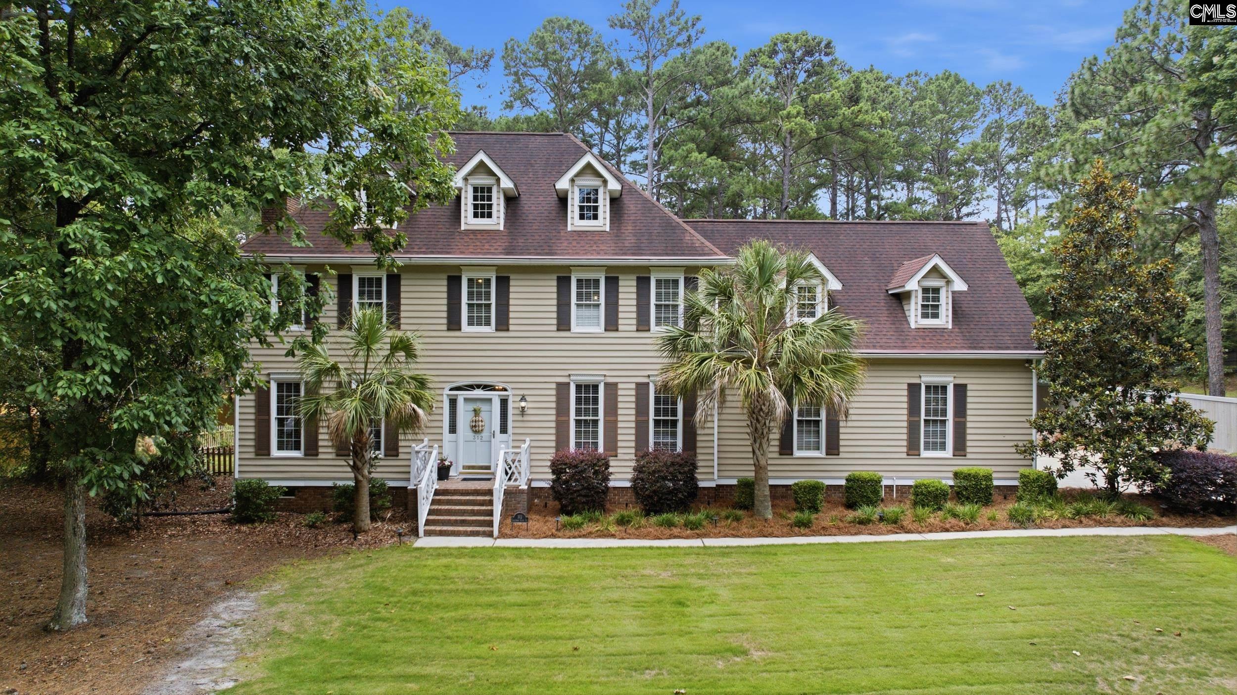 312 Columbia Club Drive E