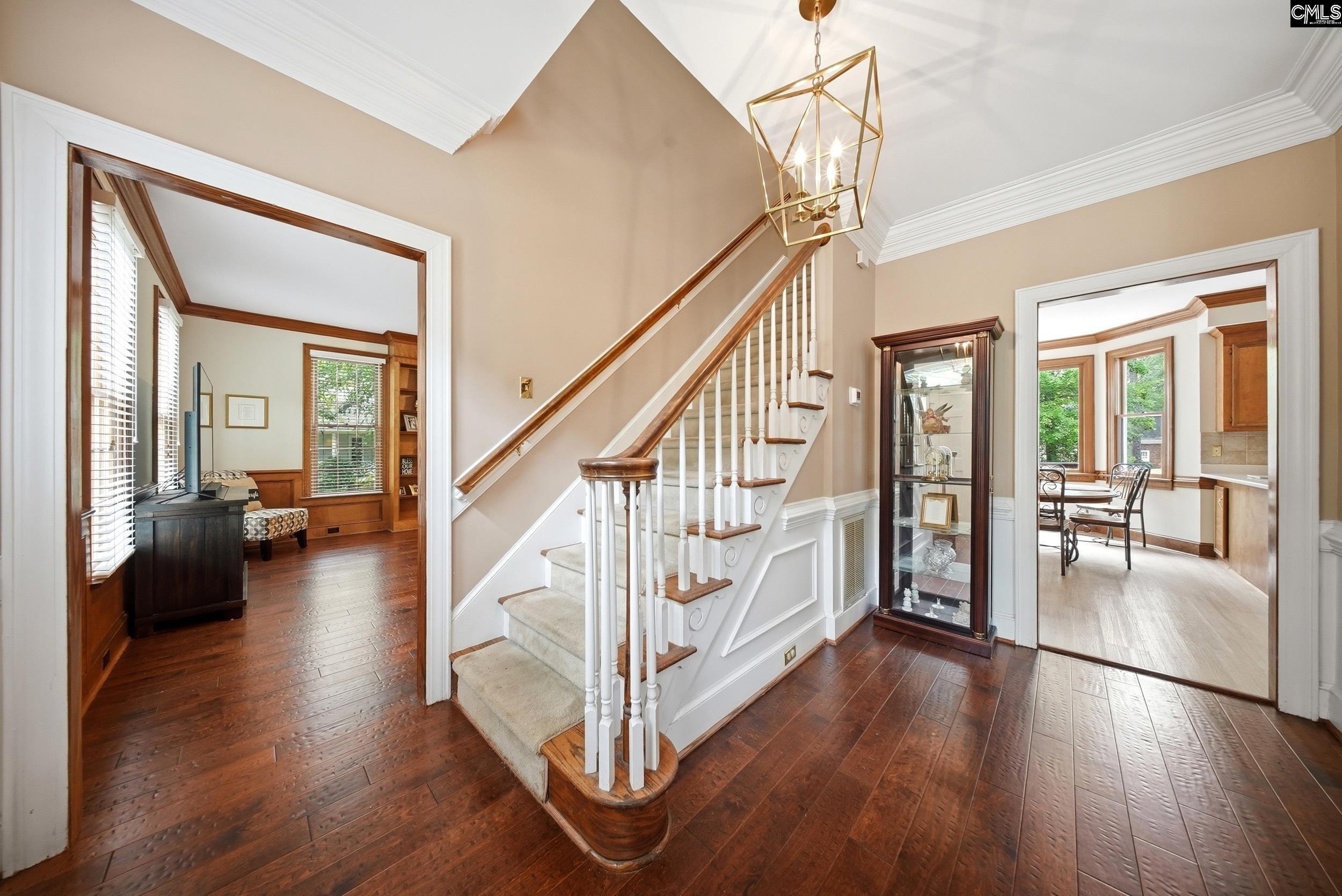 312 Columbia Club Drive E