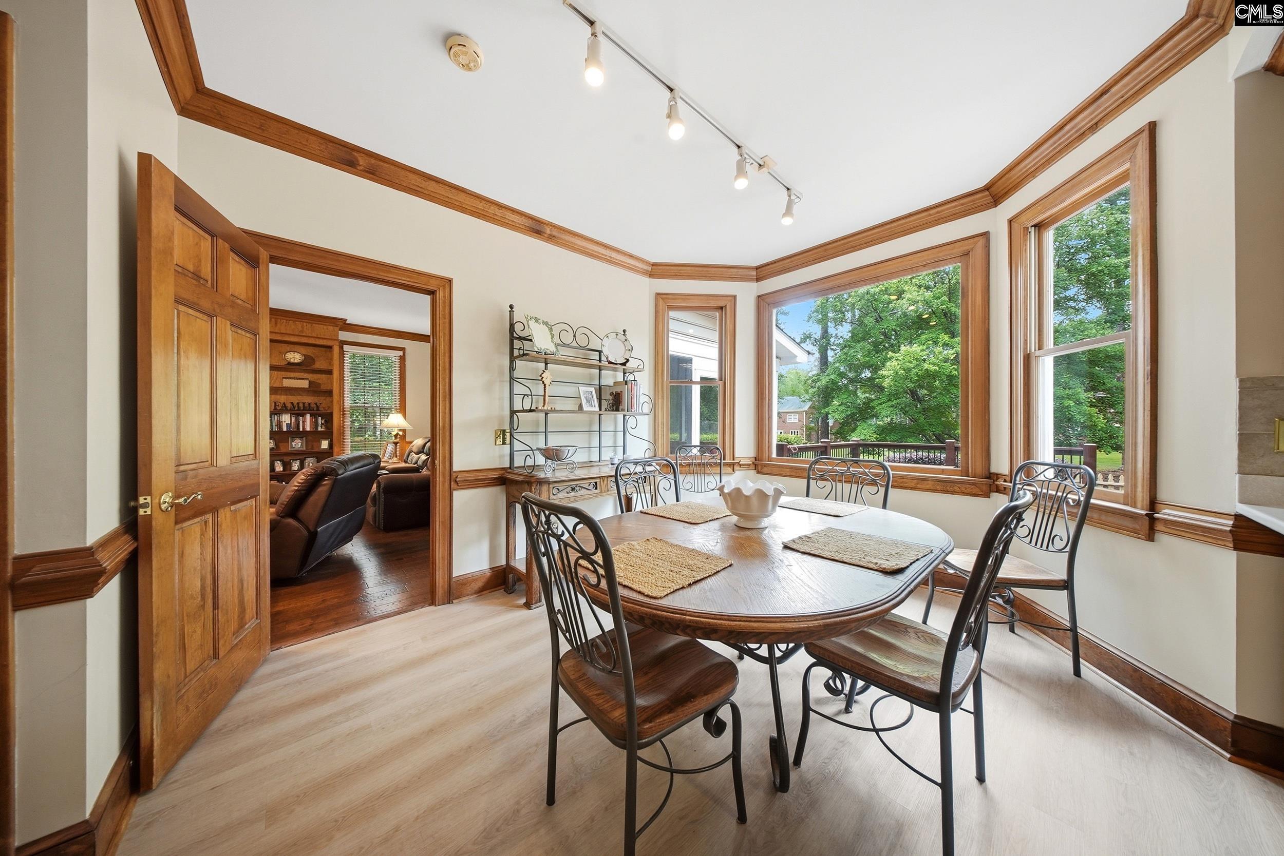 312 Columbia Club Drive E