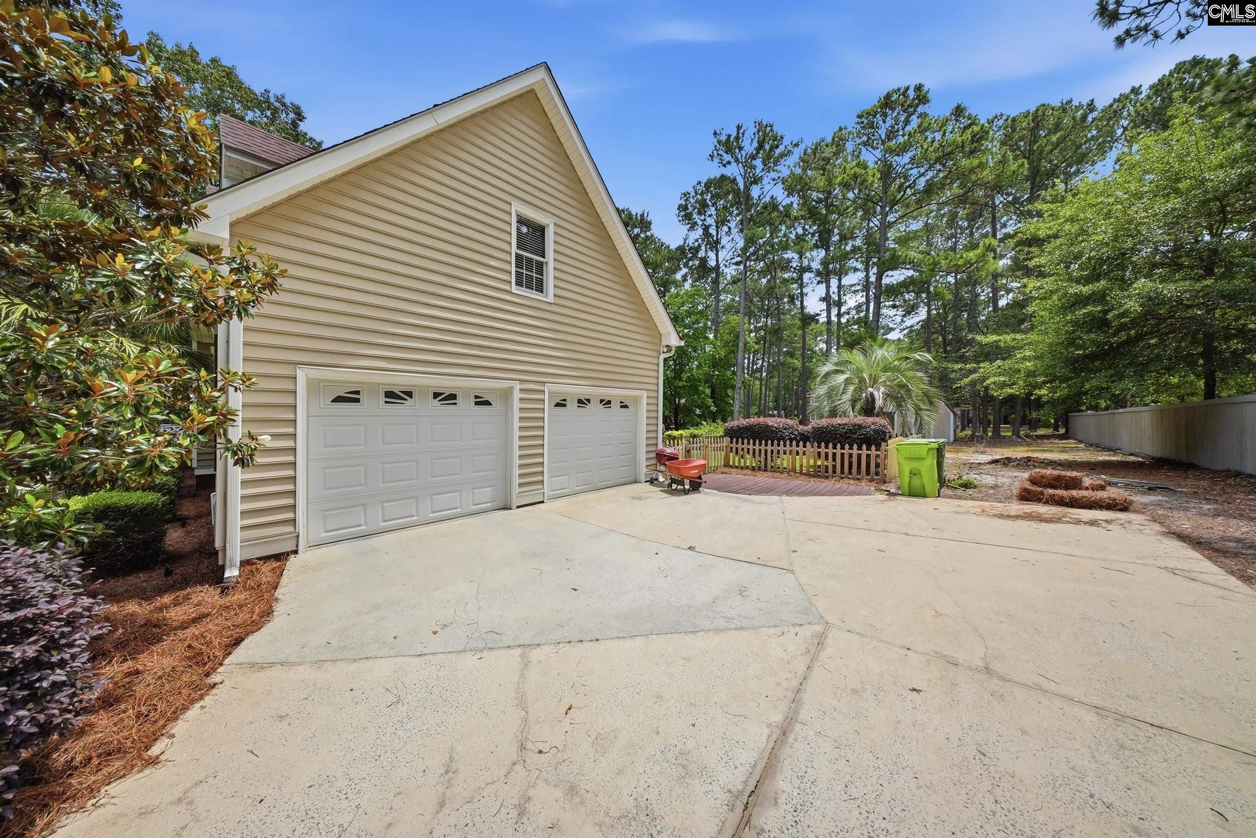 312 Columbia Club Drive E