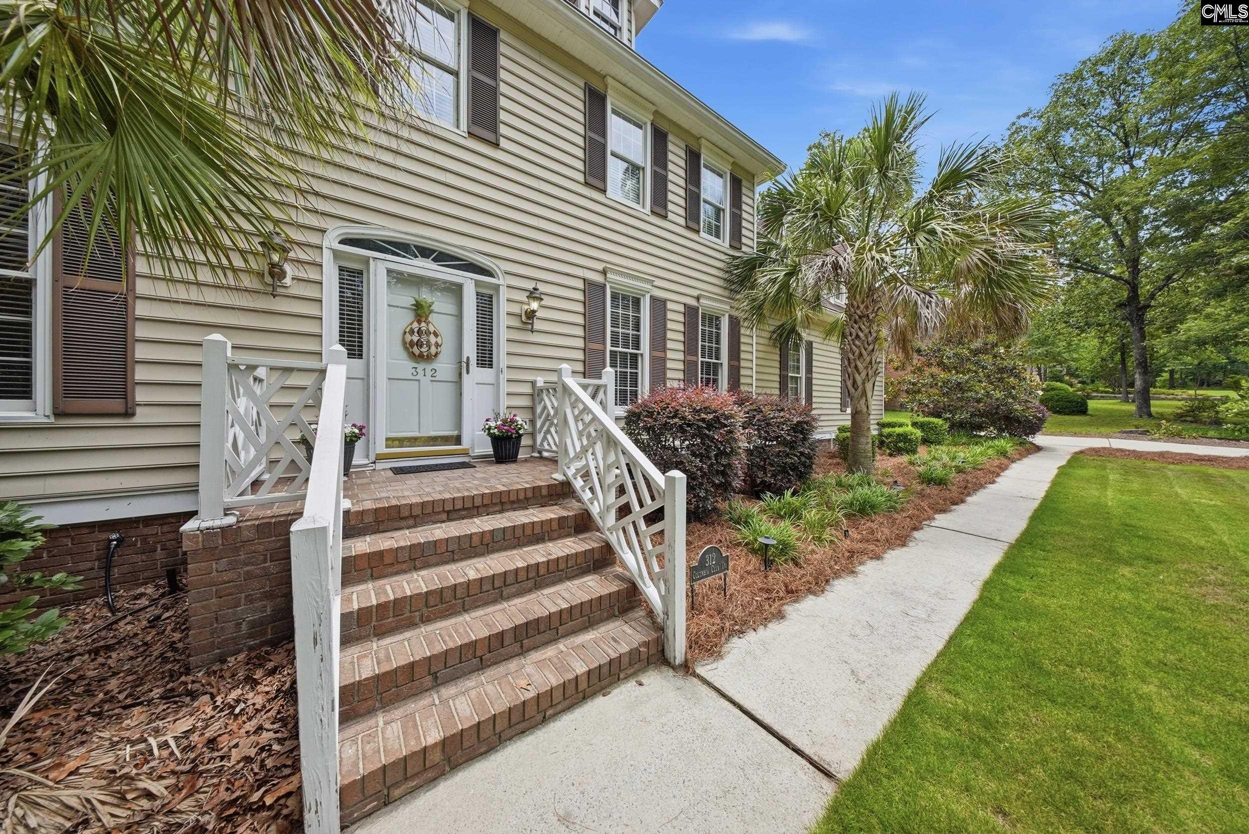 312 Columbia Club Drive E