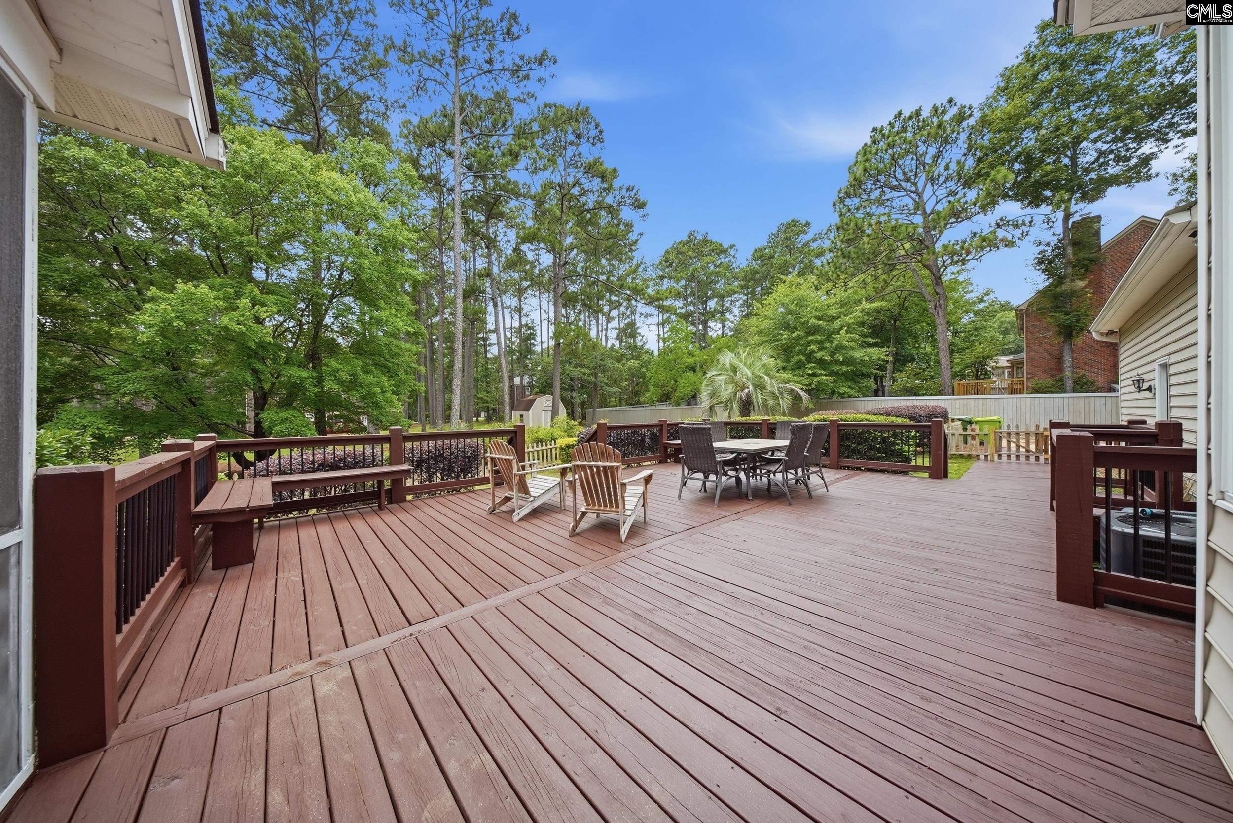 312 Columbia Club Drive E