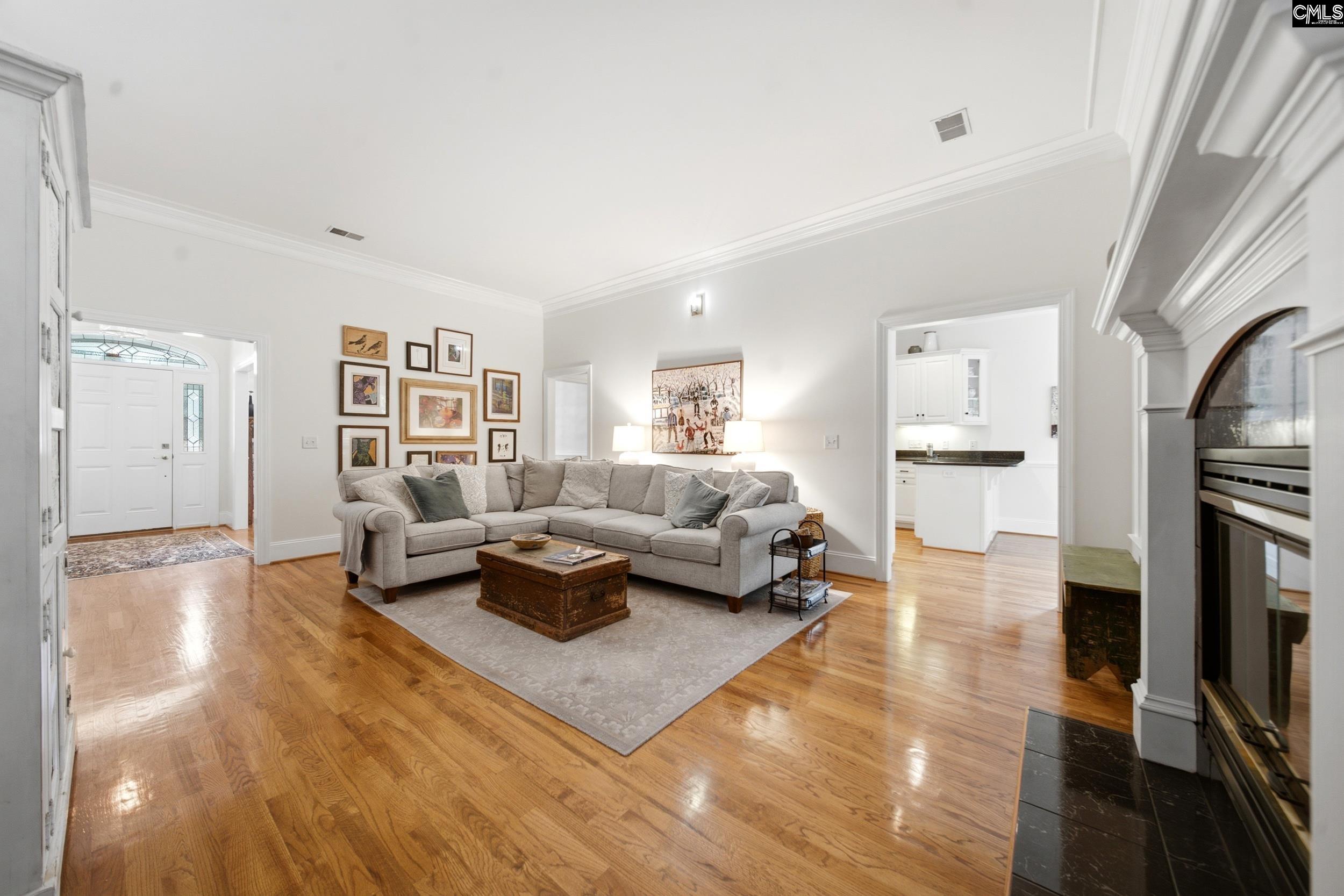 320 Chelmsford Way