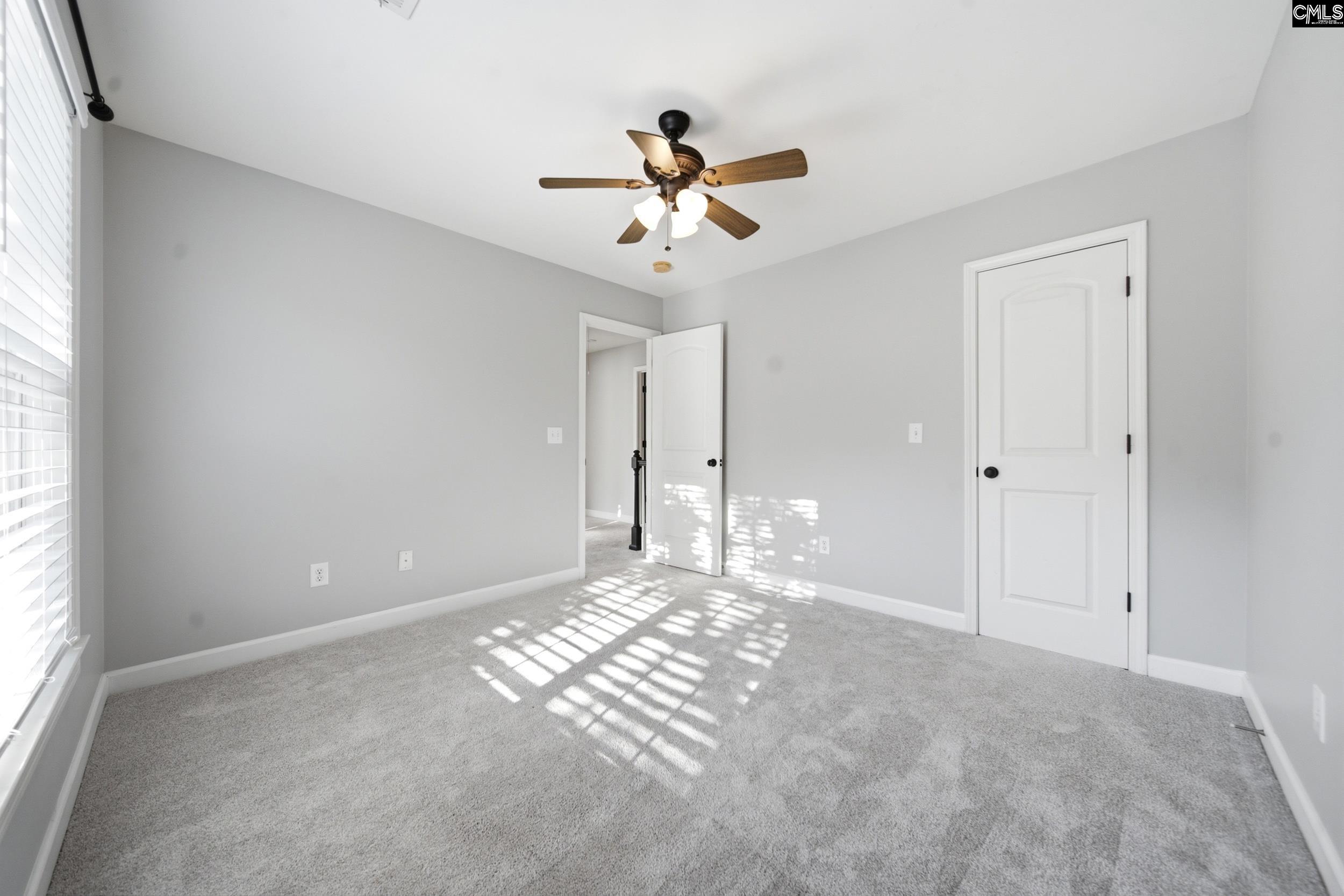 112 Muirfield Court W