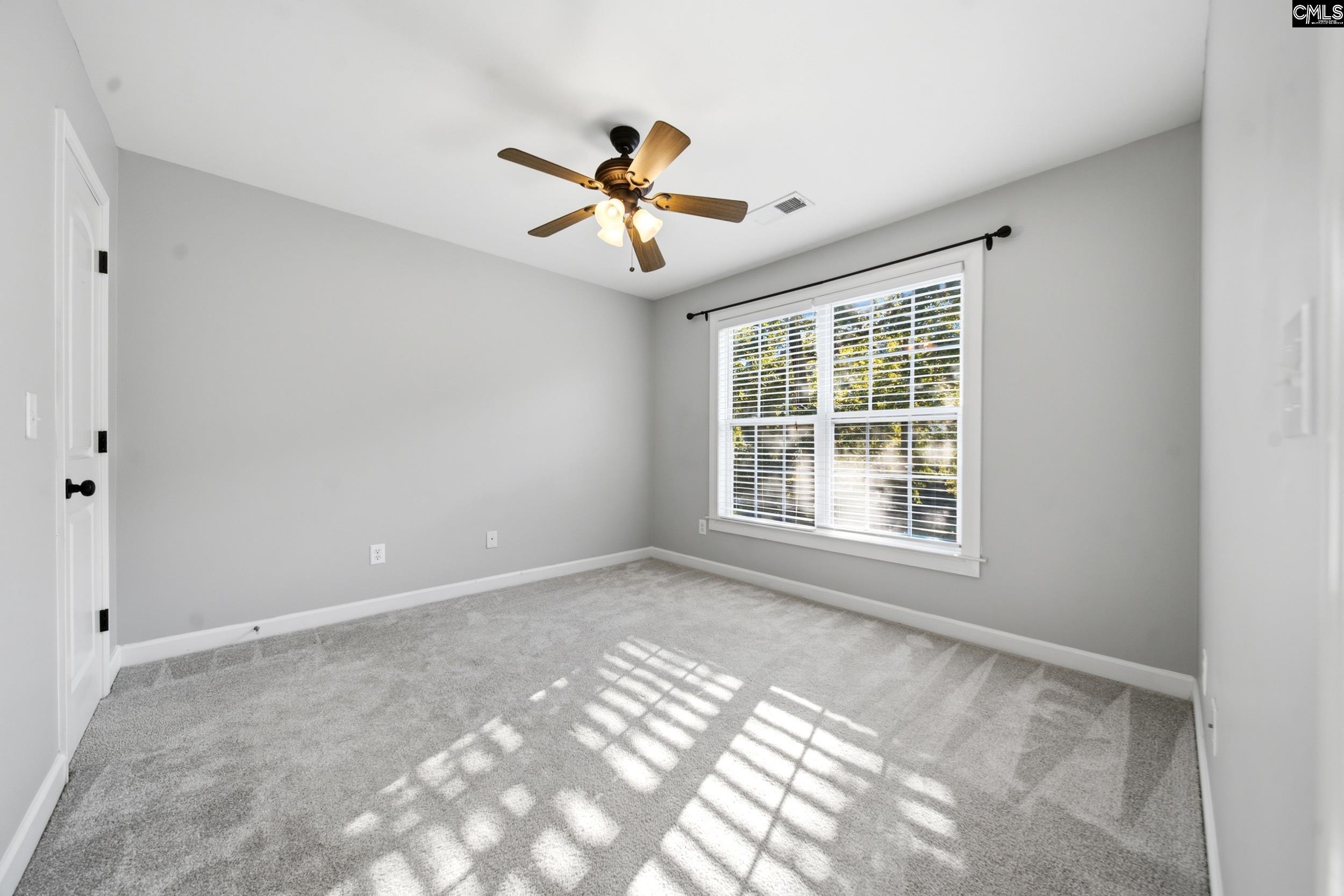 112 Muirfield Court W