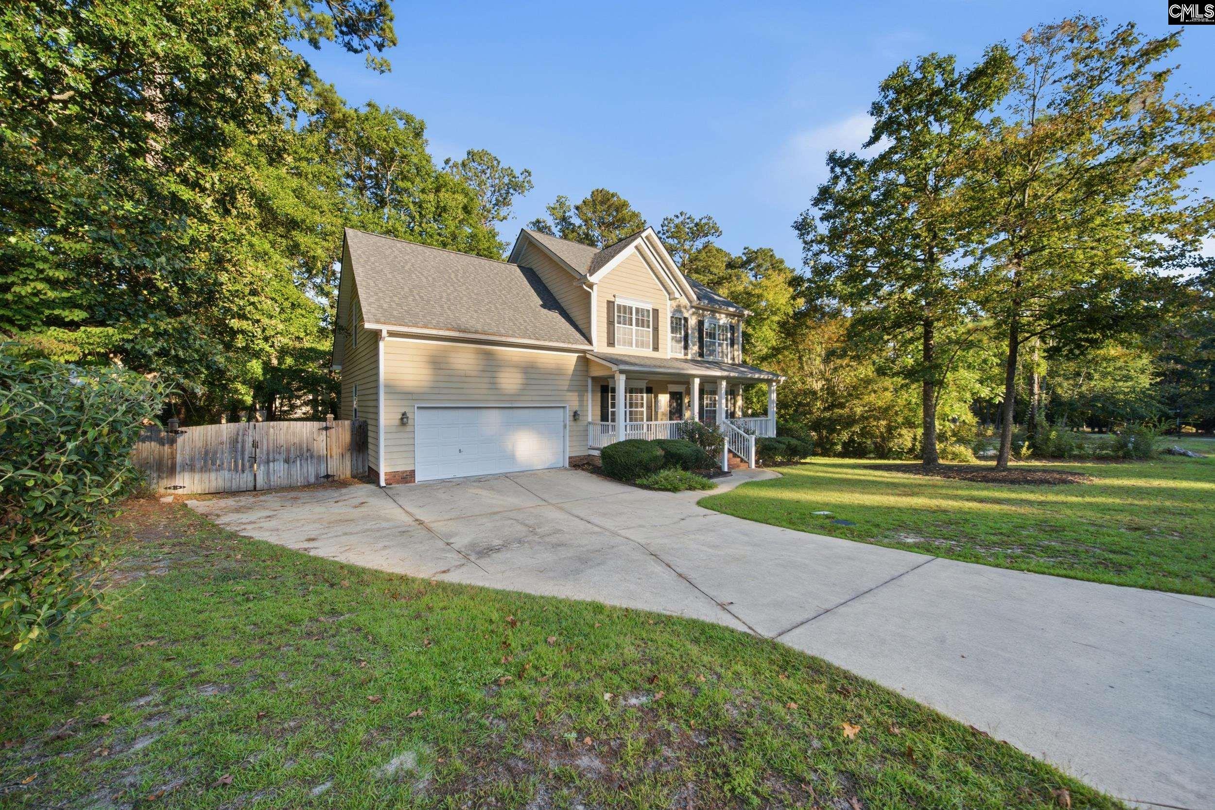 112 Muirfield Court W