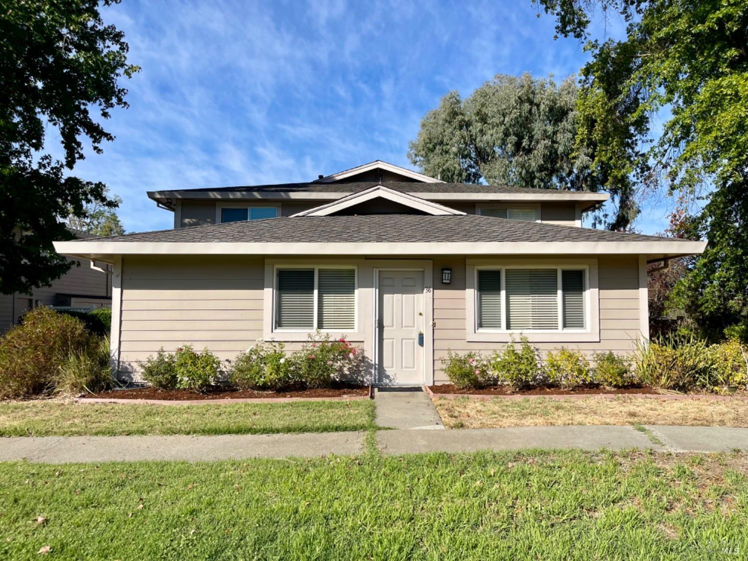 36 Plumas Cir