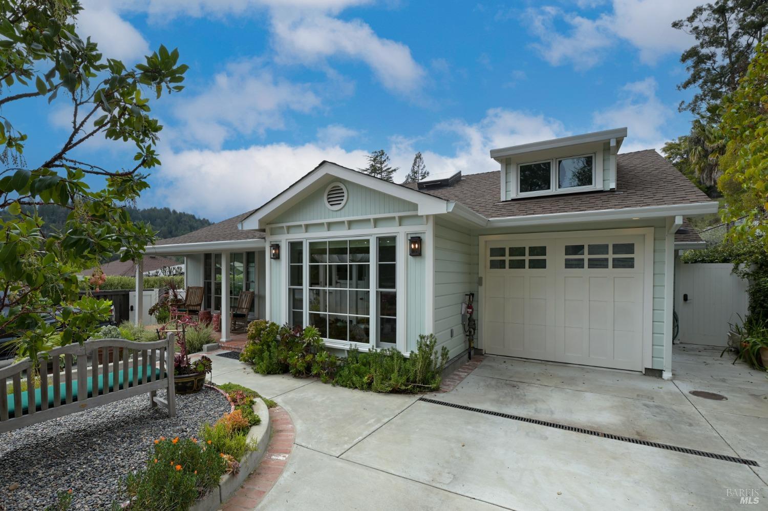 21 Elm Ave