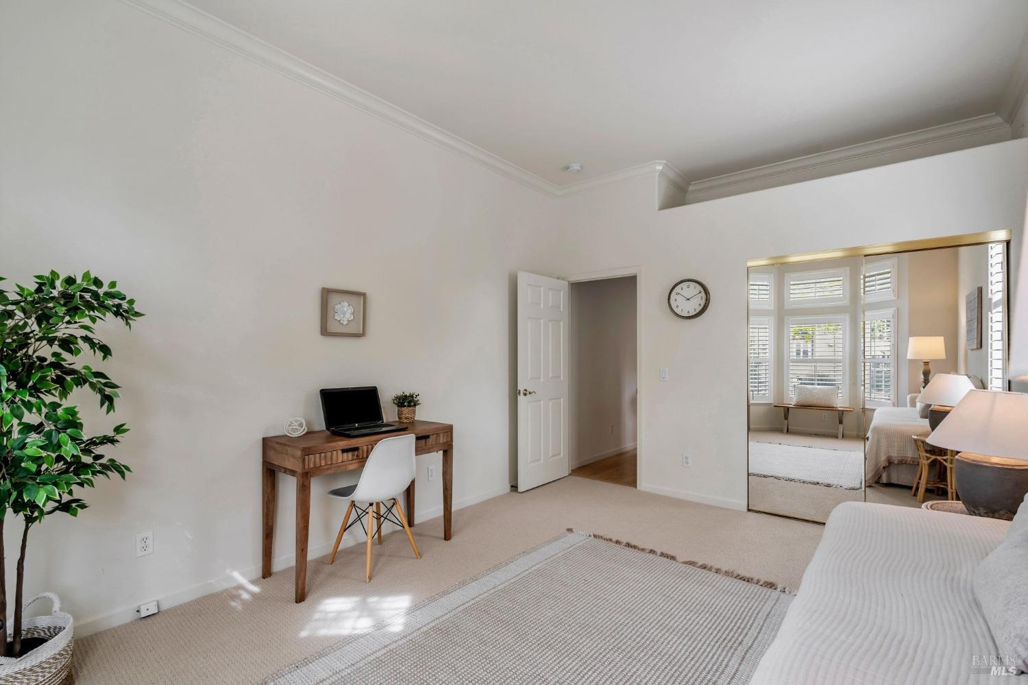 1816 Falcon Ridge Dr