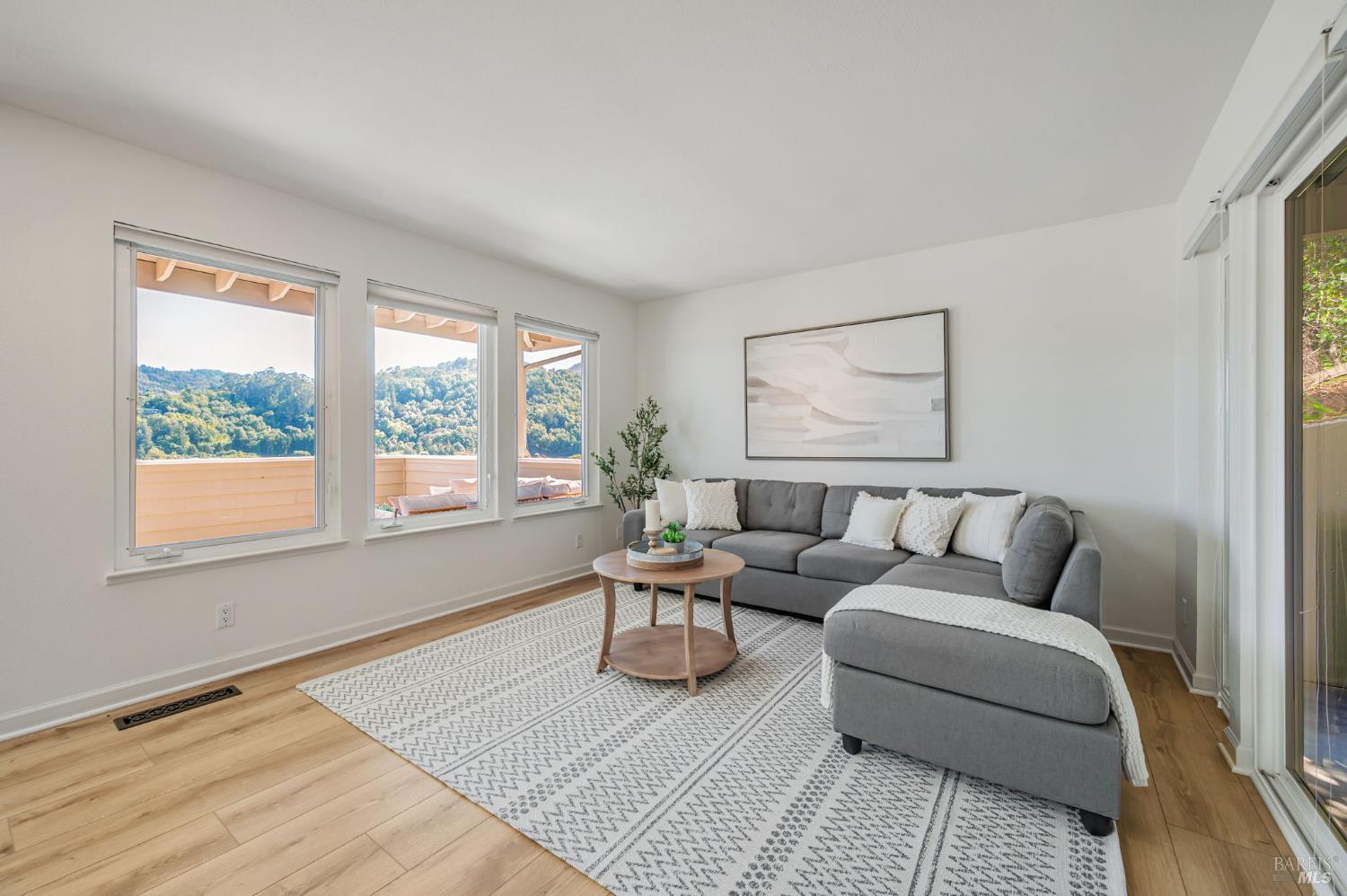 55 Tamalpais Rd