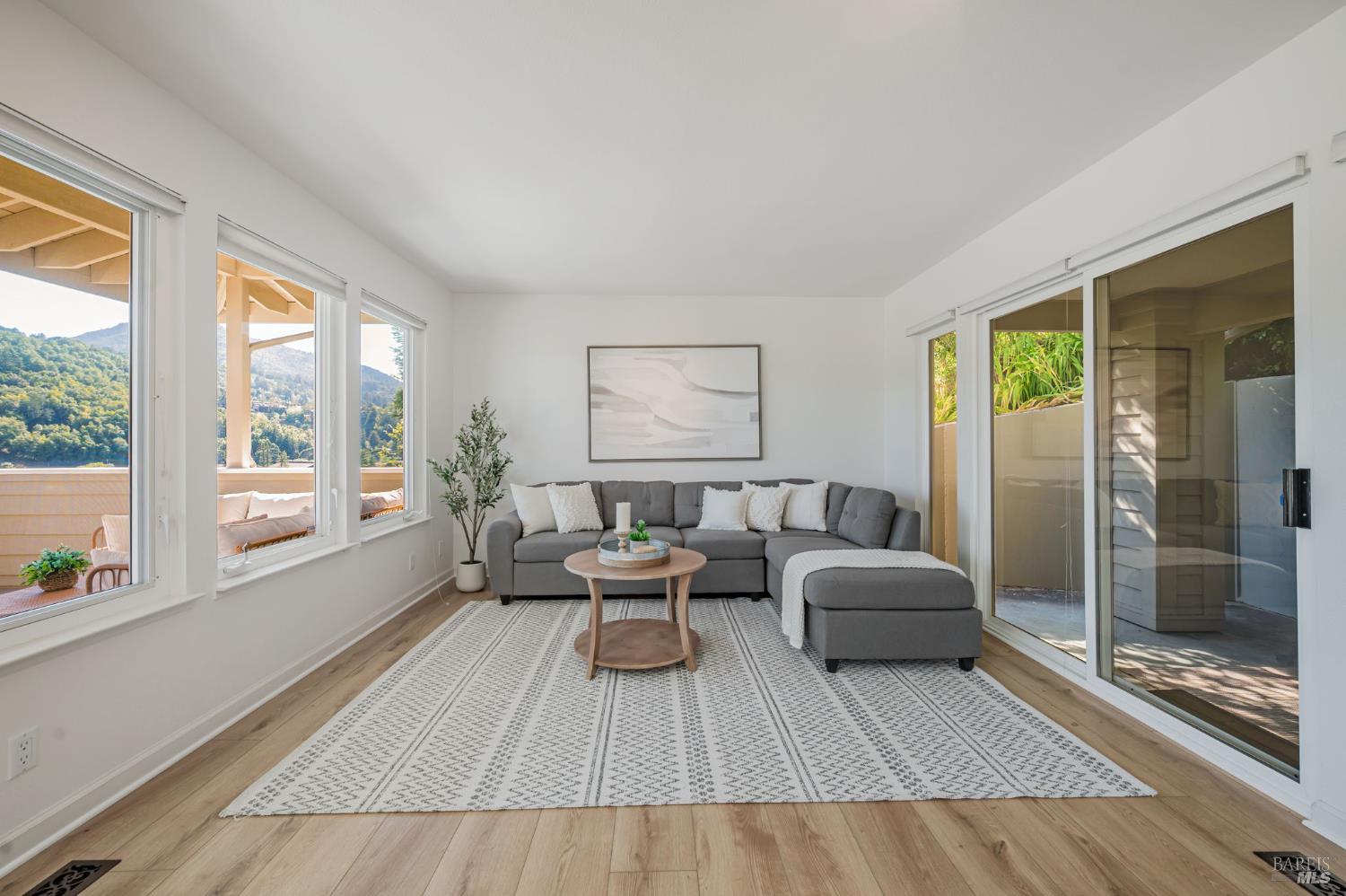 55 Tamalpais Rd