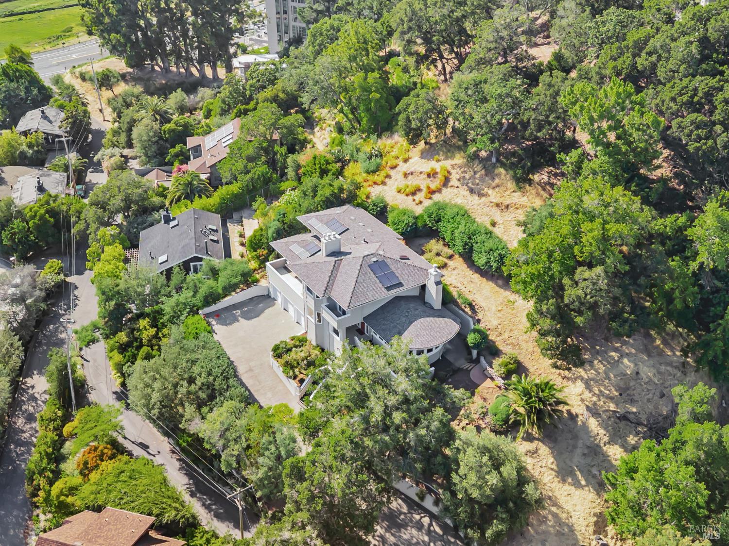 55 Tamalpais Rd
