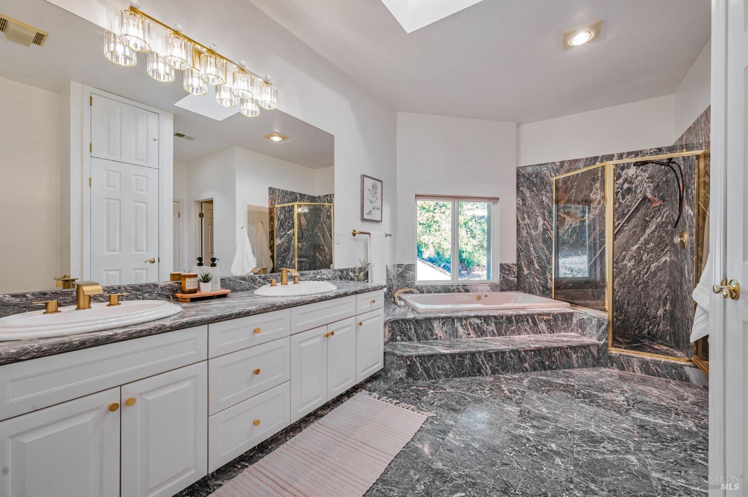 55 Tamalpais Rd