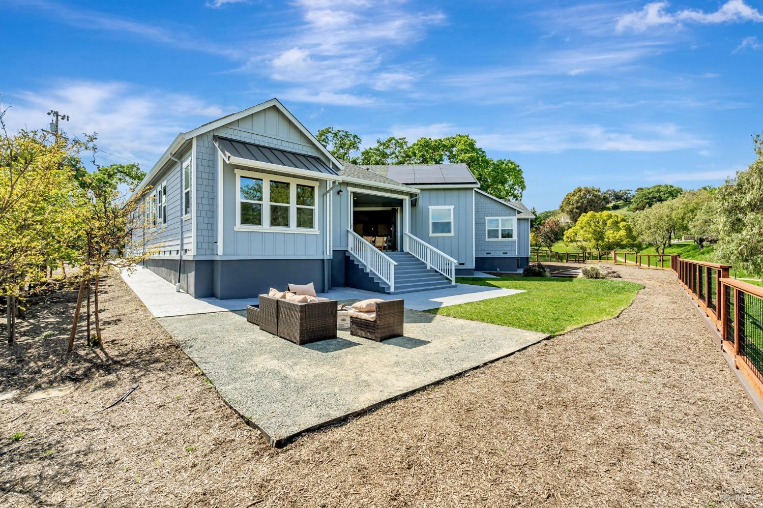 12 Rose Ct