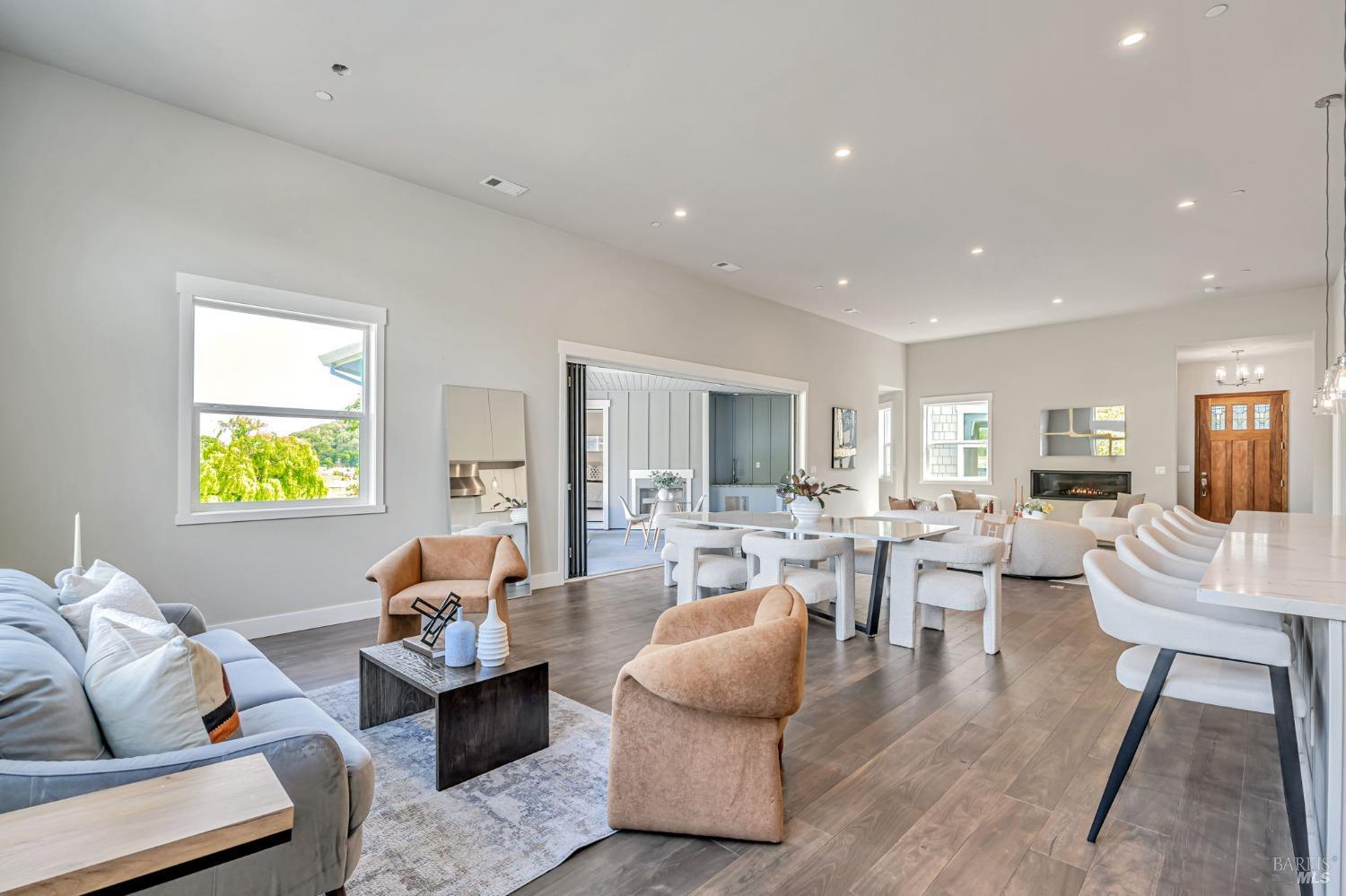 12 Rose Ct