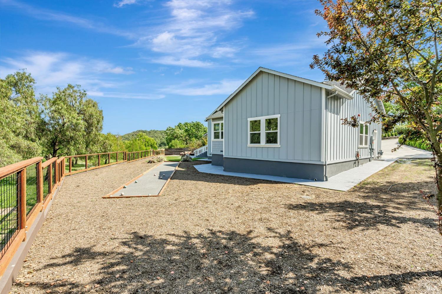 12 Rose Ct