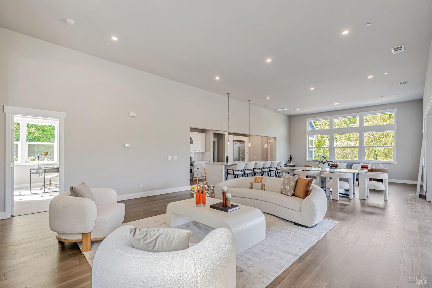 12 Rose Ct