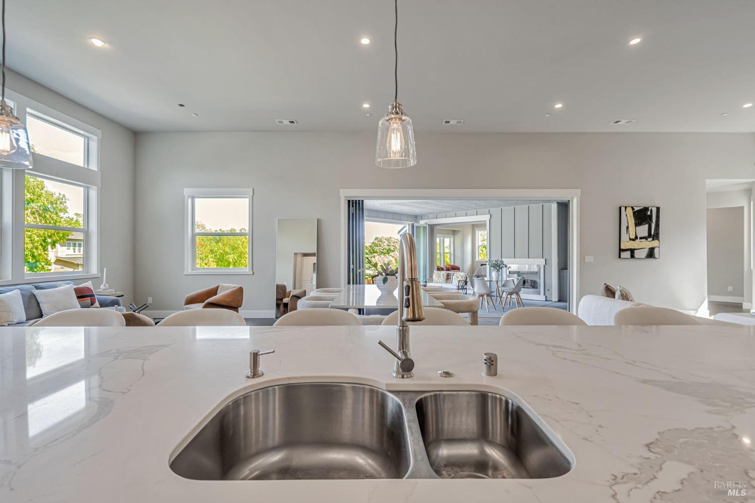 12 Rose Ct